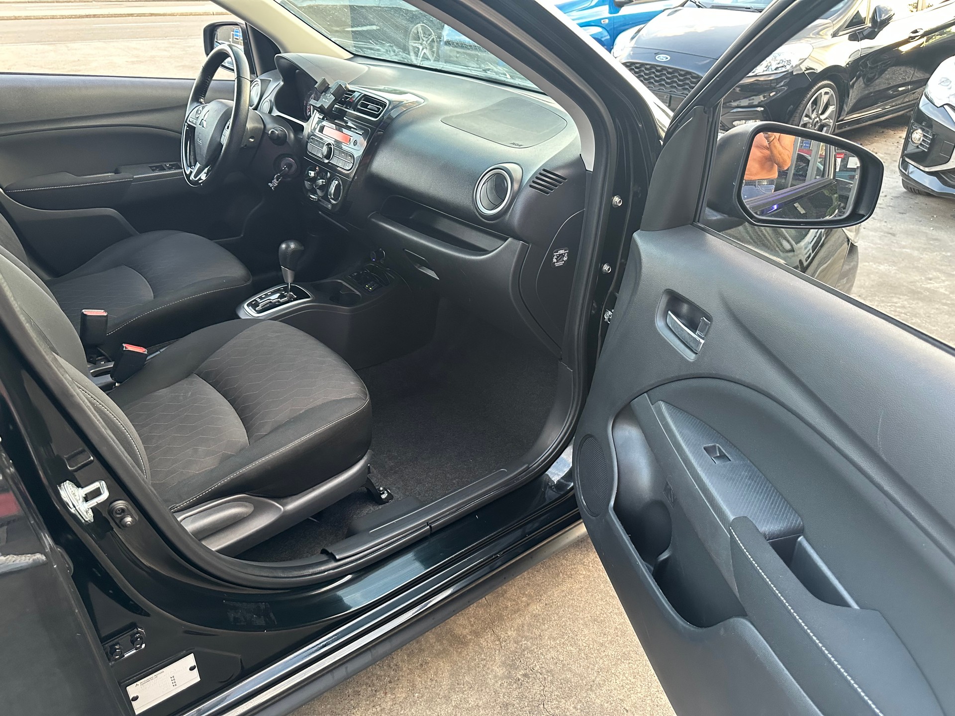 MITSUBISHI Space Star 1.2 CVT Intense-image-17