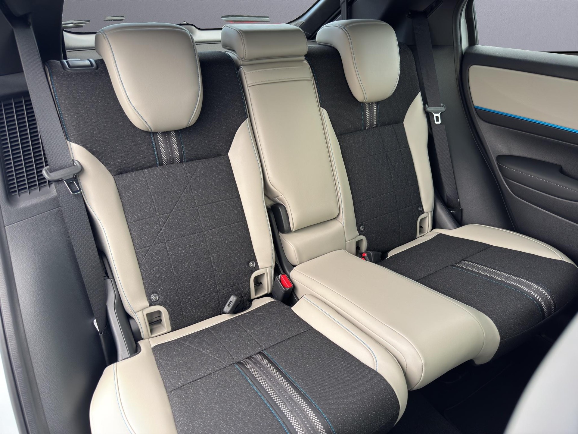 HONDA HR-V 1.5 i-MMD Advance Style Plus-image-15