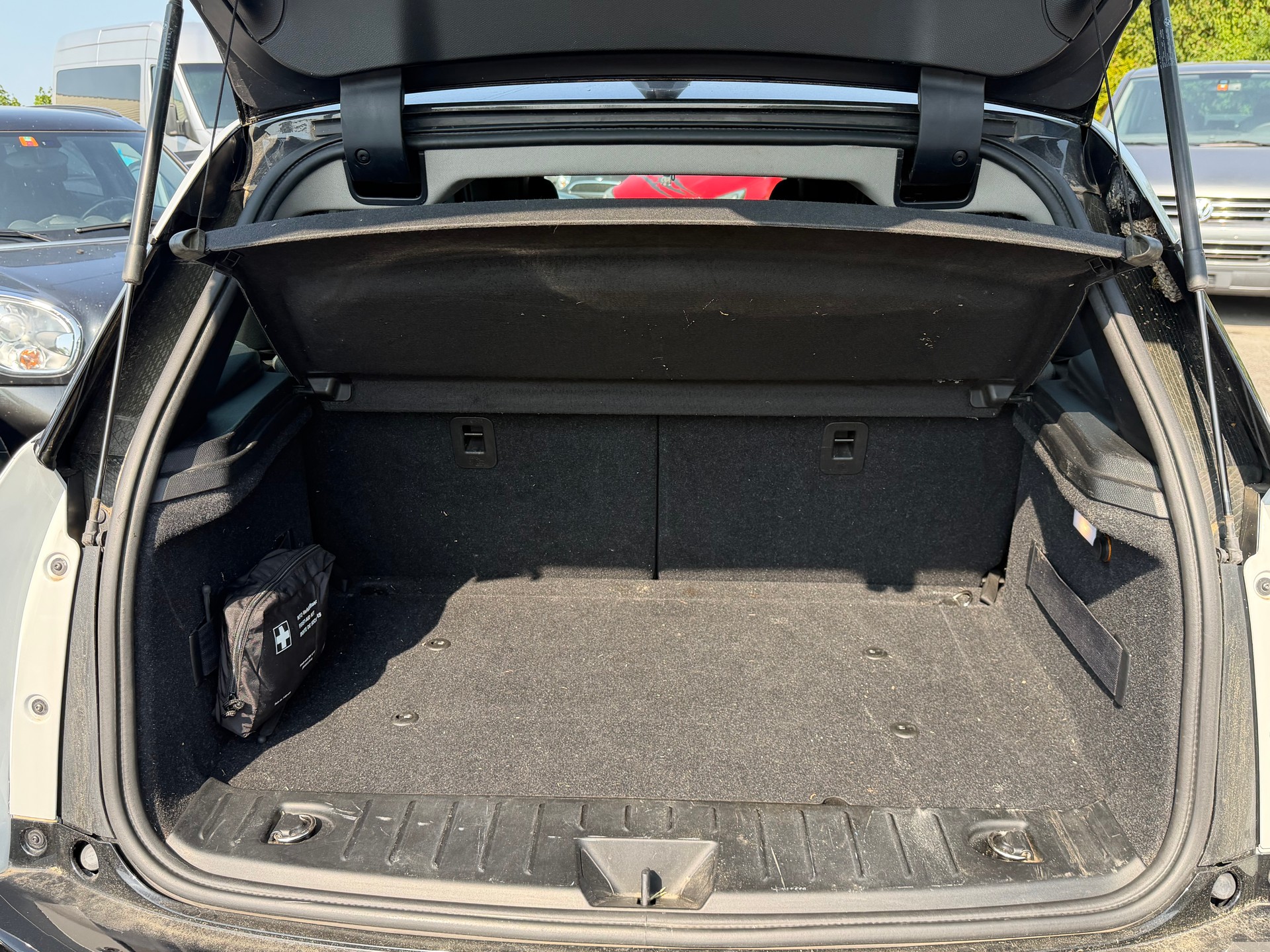 BMW i3 (60Ah)-image-11