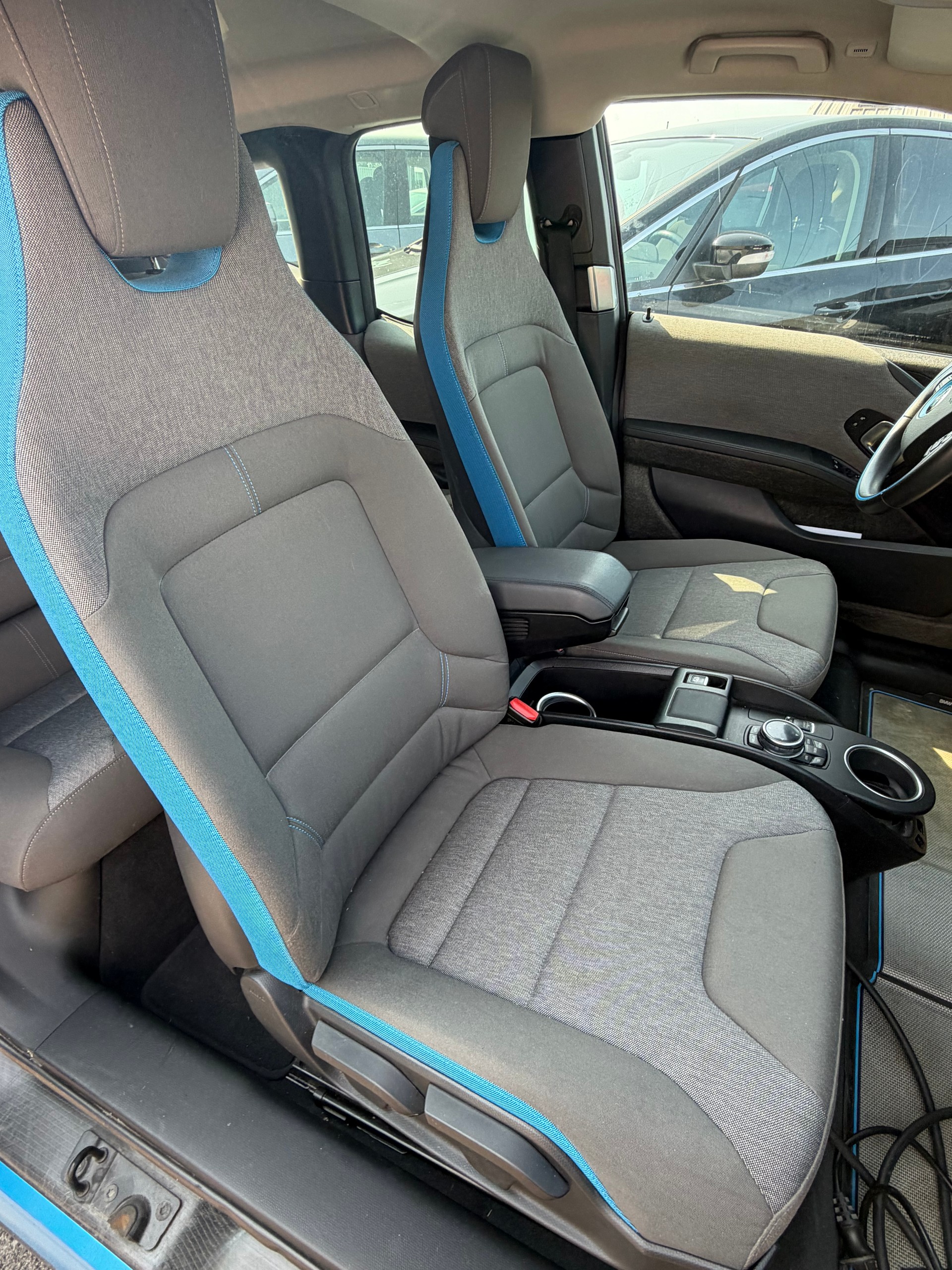 BMW i3 (60Ah)-image-10