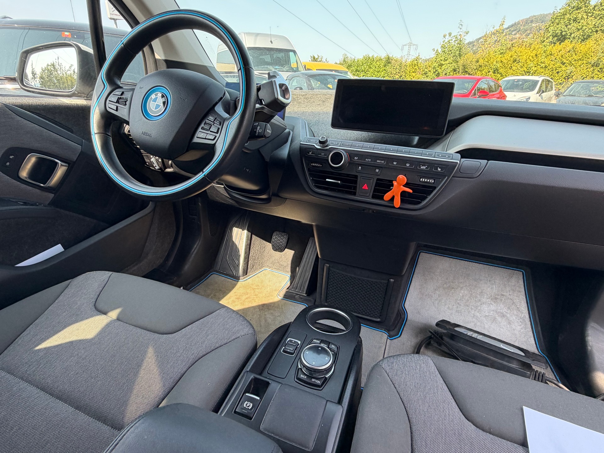 BMW i3 (60Ah)-image-5