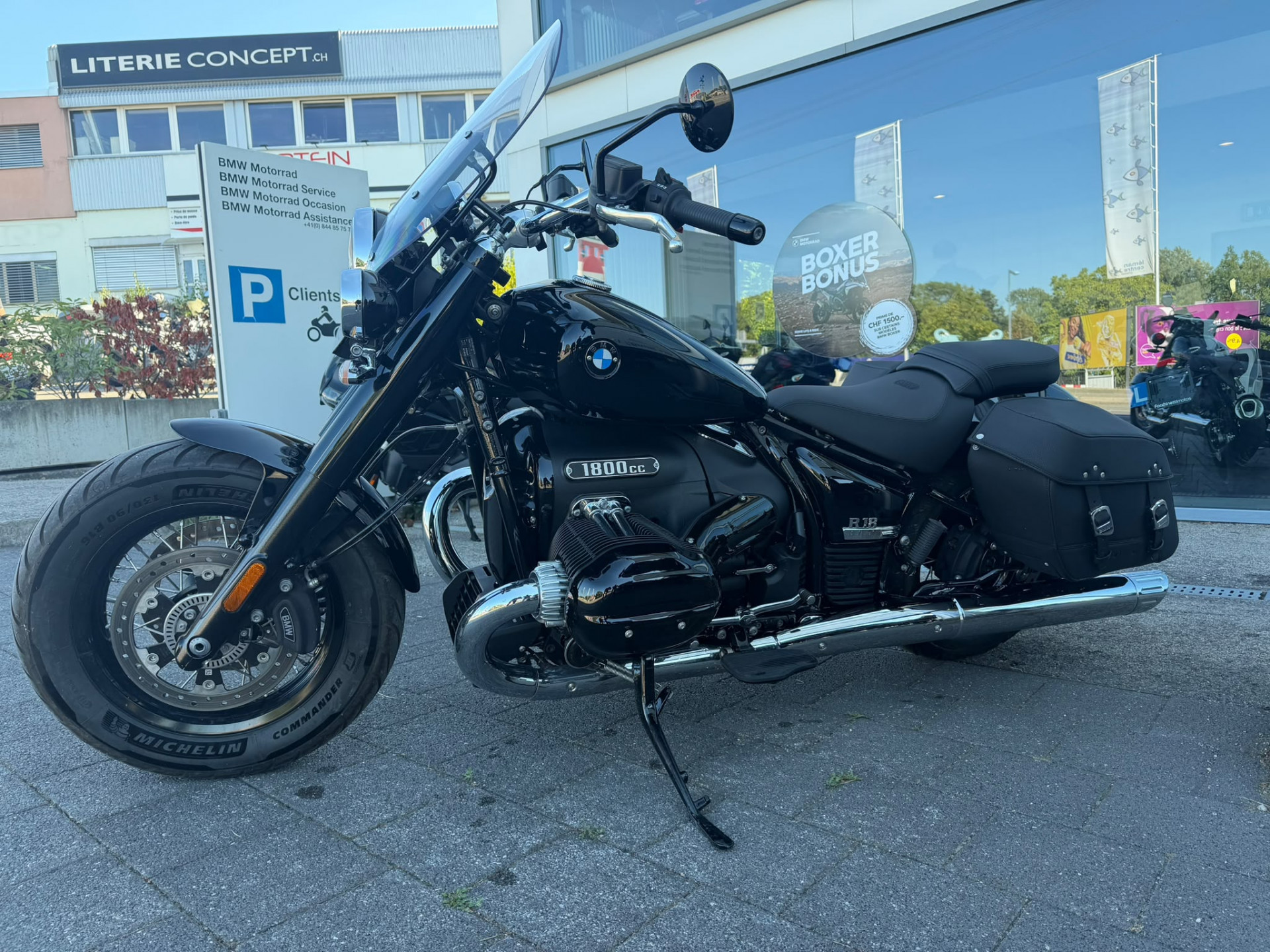 BMW R 18 Classic-image-1