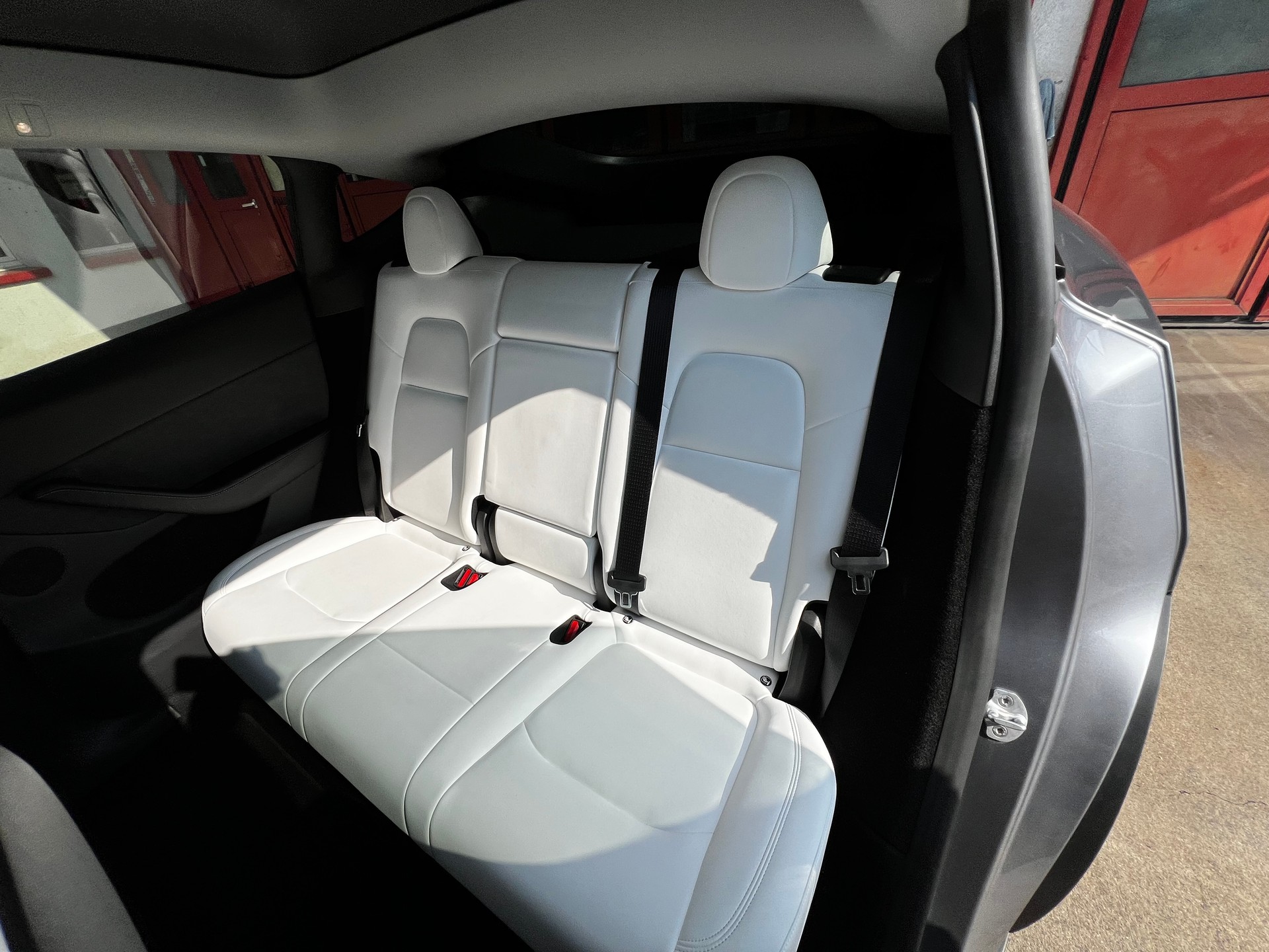 TESLA Model Y Long Range // SoH 94%-image-15