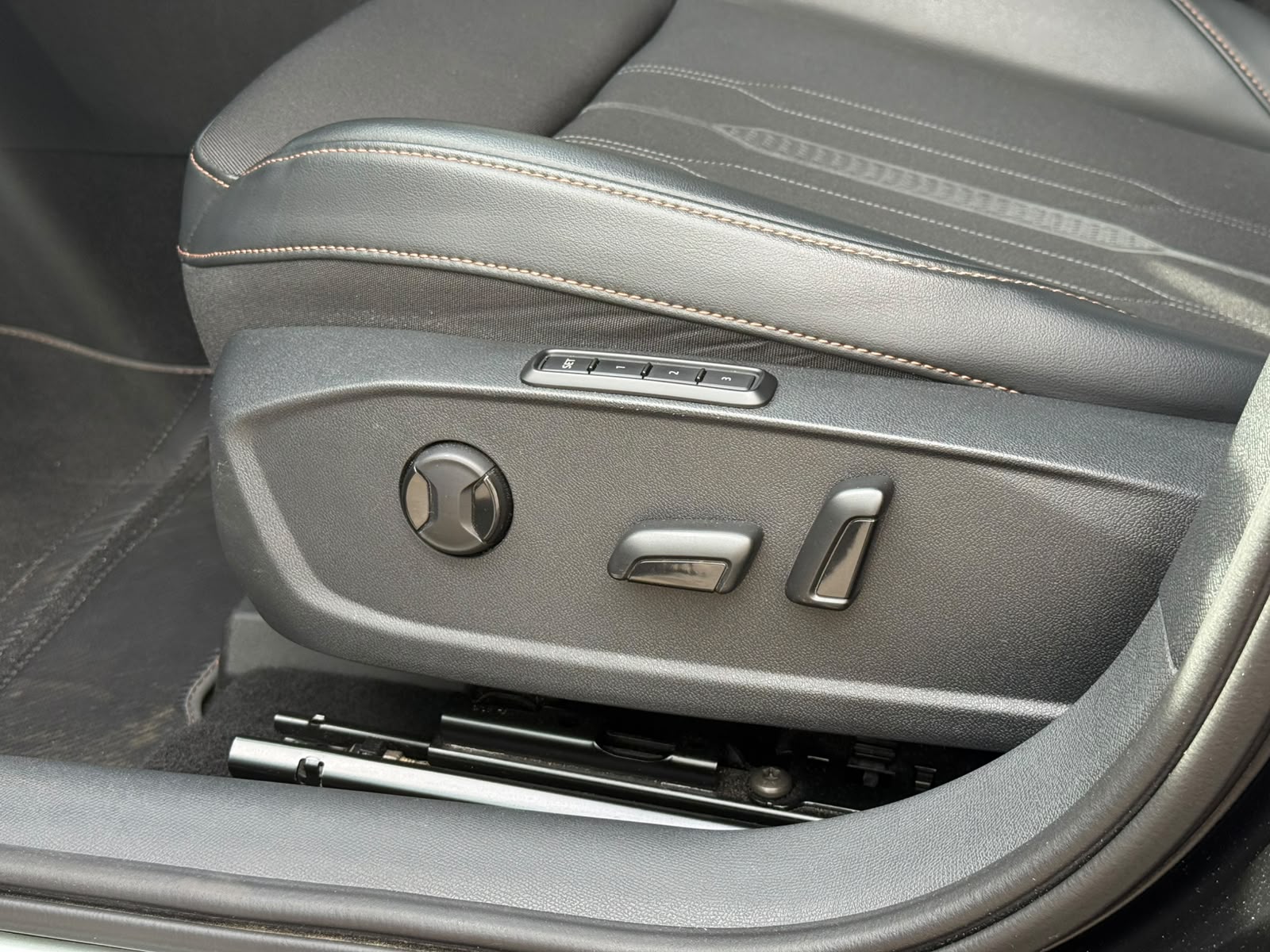 CUPRA 2.0 TSI VZ 4Drive DSG-image-9