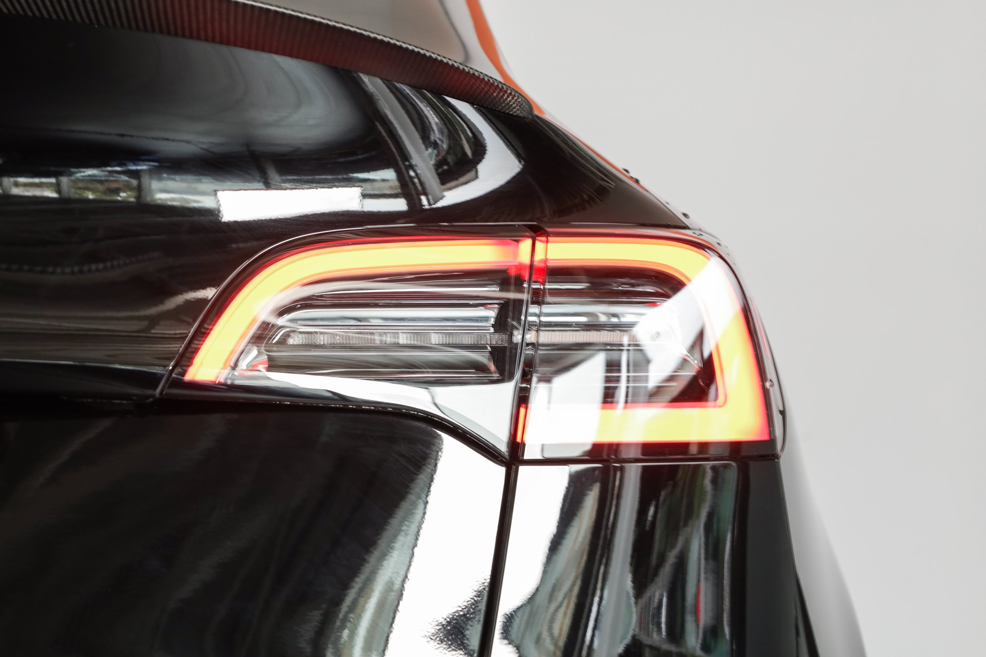 TESLA Model Y Performance-image-6