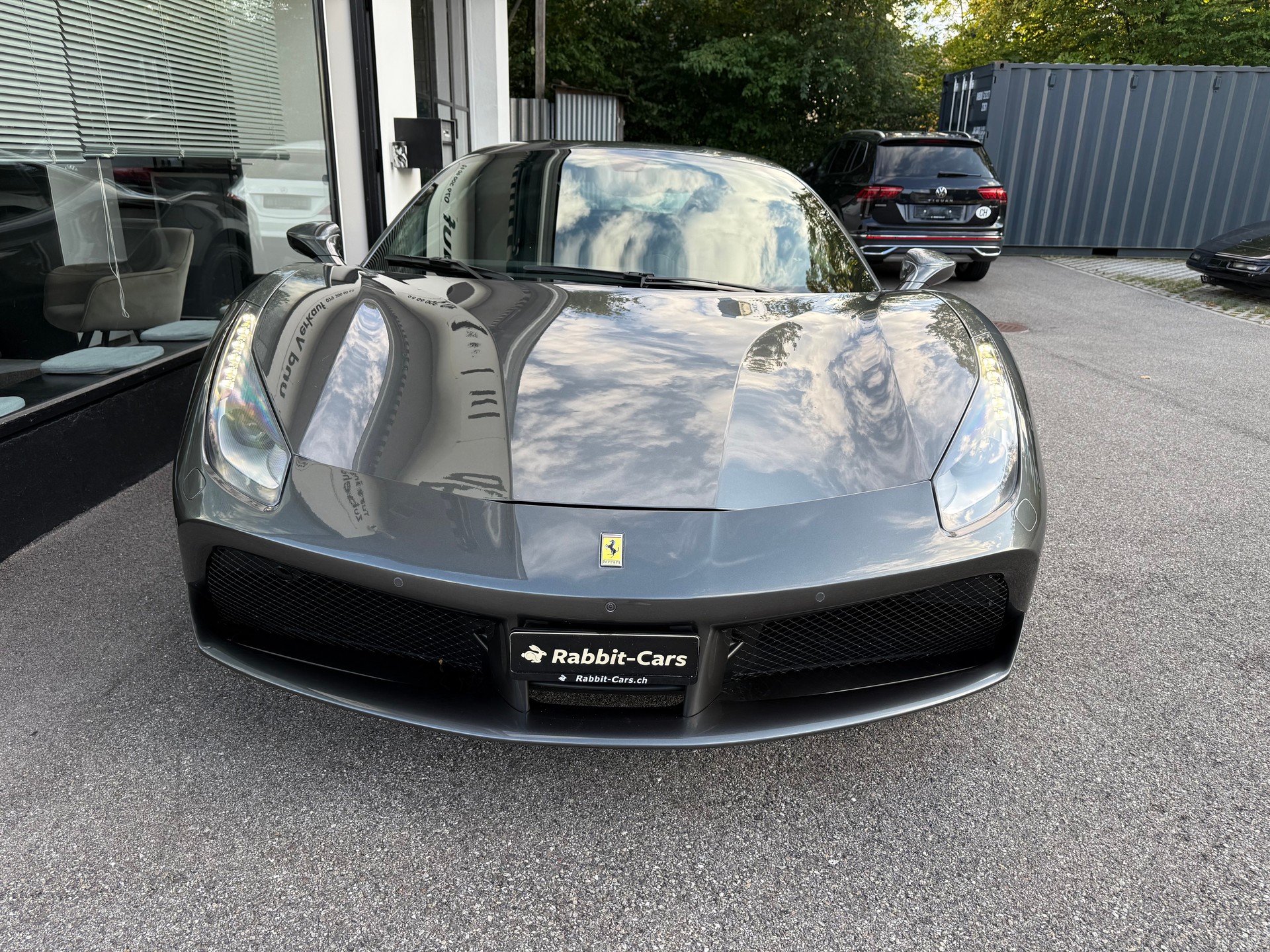 FERRARI 488 GTB 3.9 V8-showroom-element-1