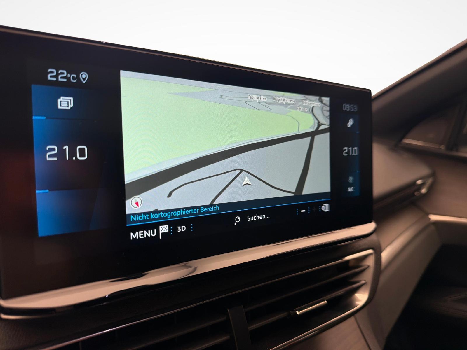 PEUGEOT 5008 1.6 PureTech GT Pack-image-16