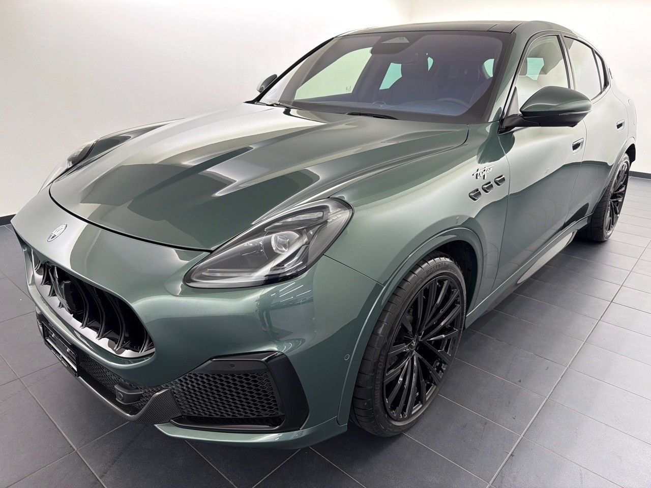 MASERATI Grecale 3.0 Trofeo