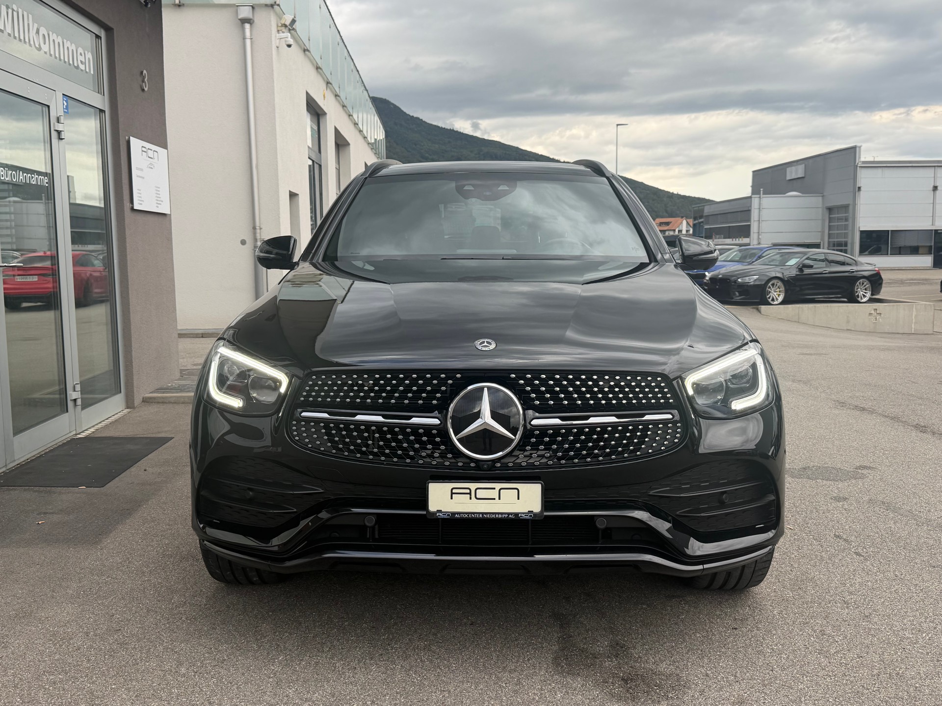 MERCEDES-BENZ GLC 400 d 4Matic AMG Line 9G-Tronic-showroom-element-1