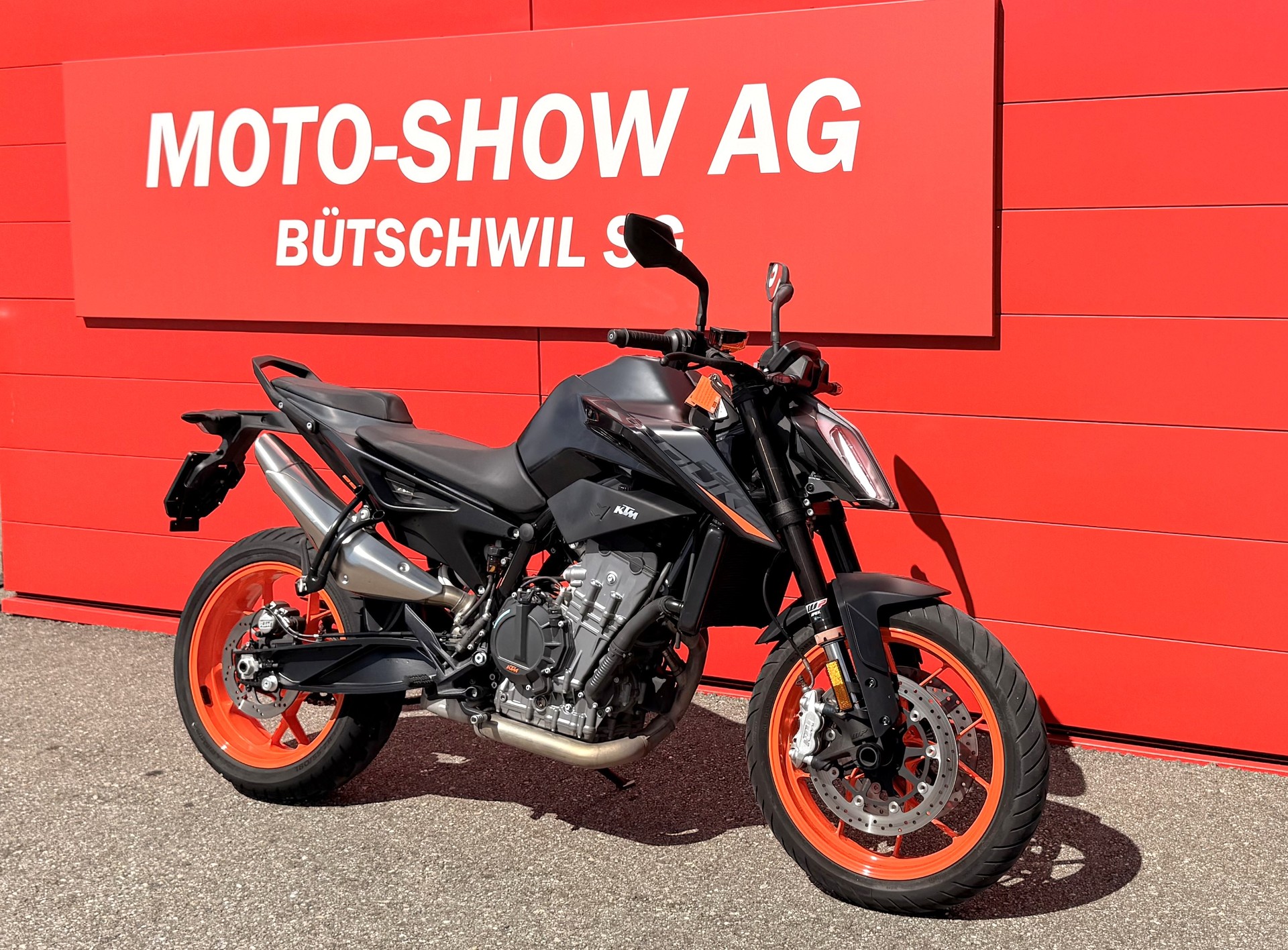 KTM 890 Duke L-image-1