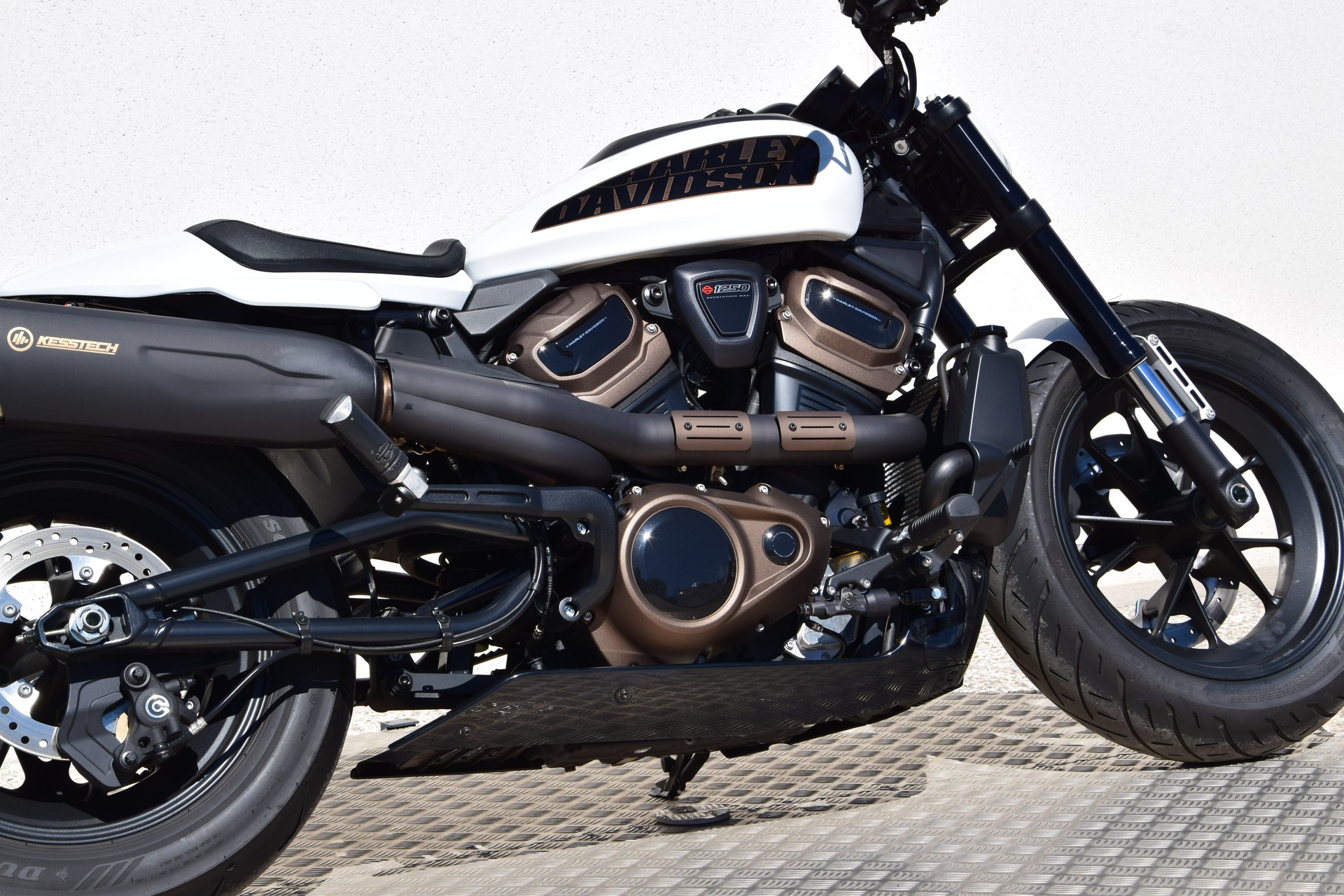 HARLEY-DAVIDSON RH 1250 Sportster S-image-13