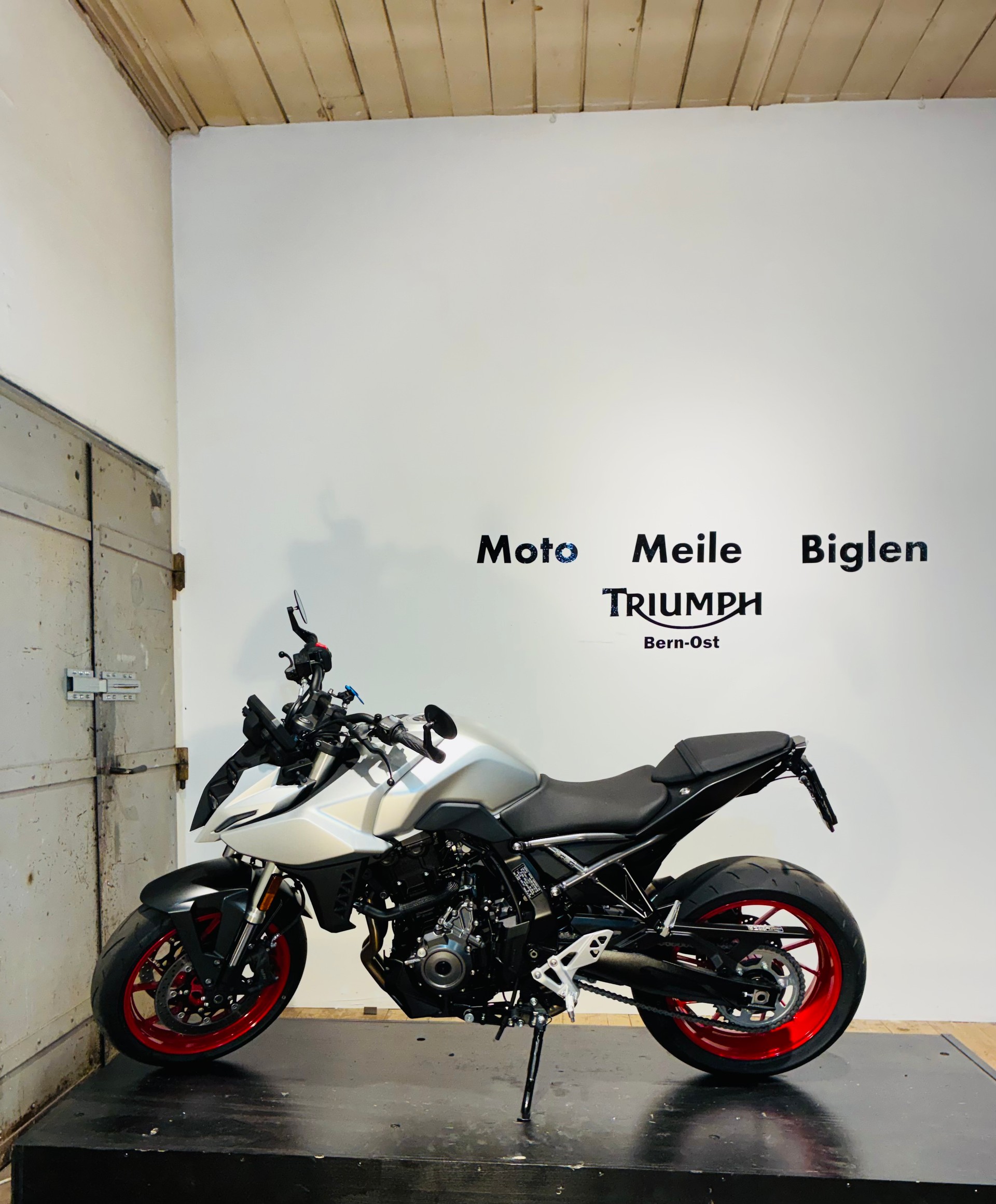 SUZUKI GSX-8S-image-2