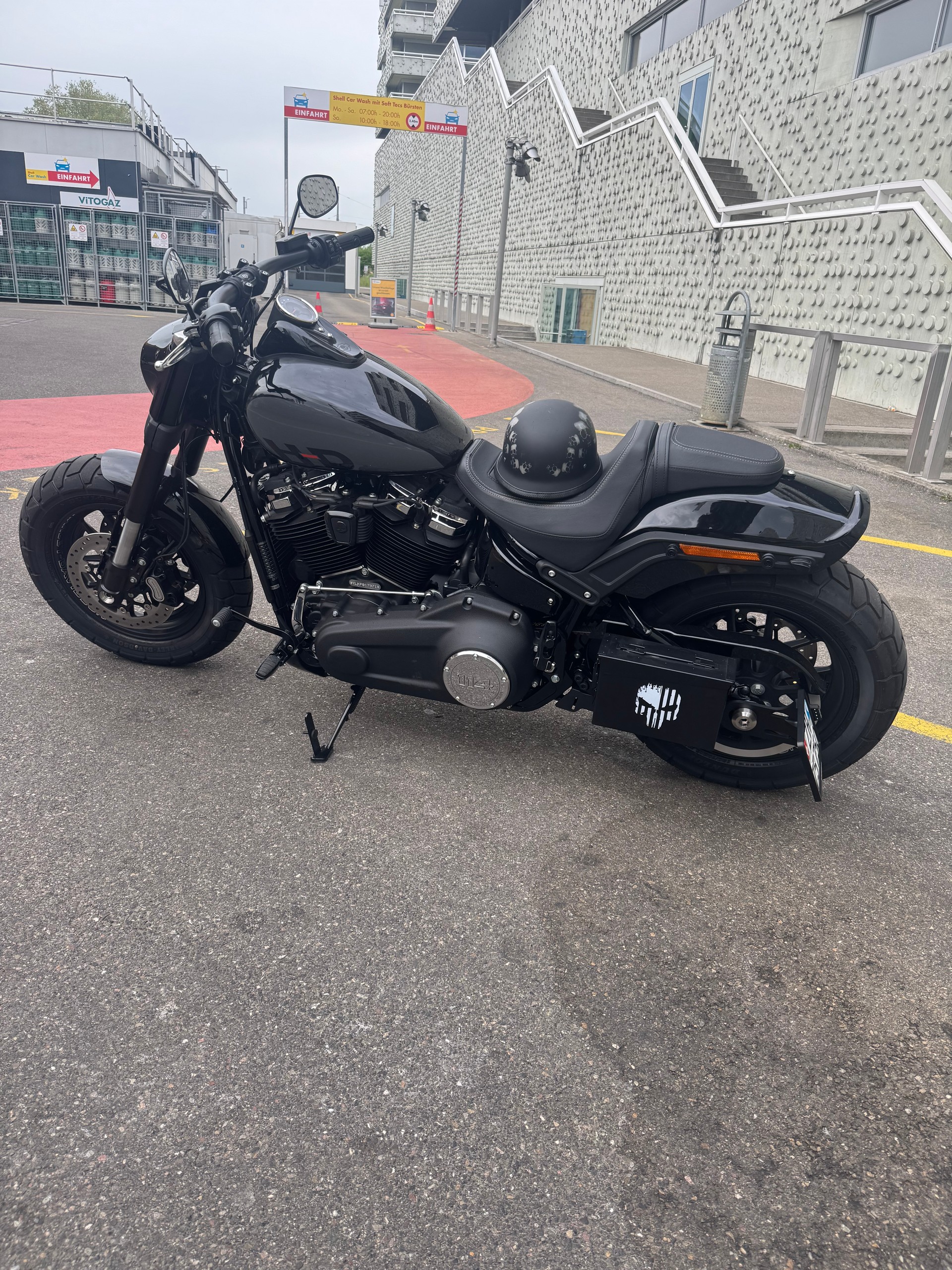HARLEY-DAVIDSON FXFBS Fat Bob 114-image-2