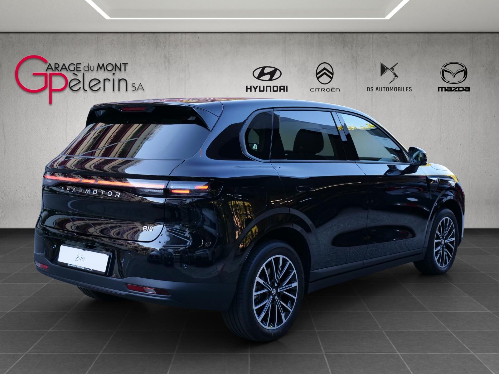 LEAPMOTOR B10 1.5 Hybrid EV-showroom-element-3