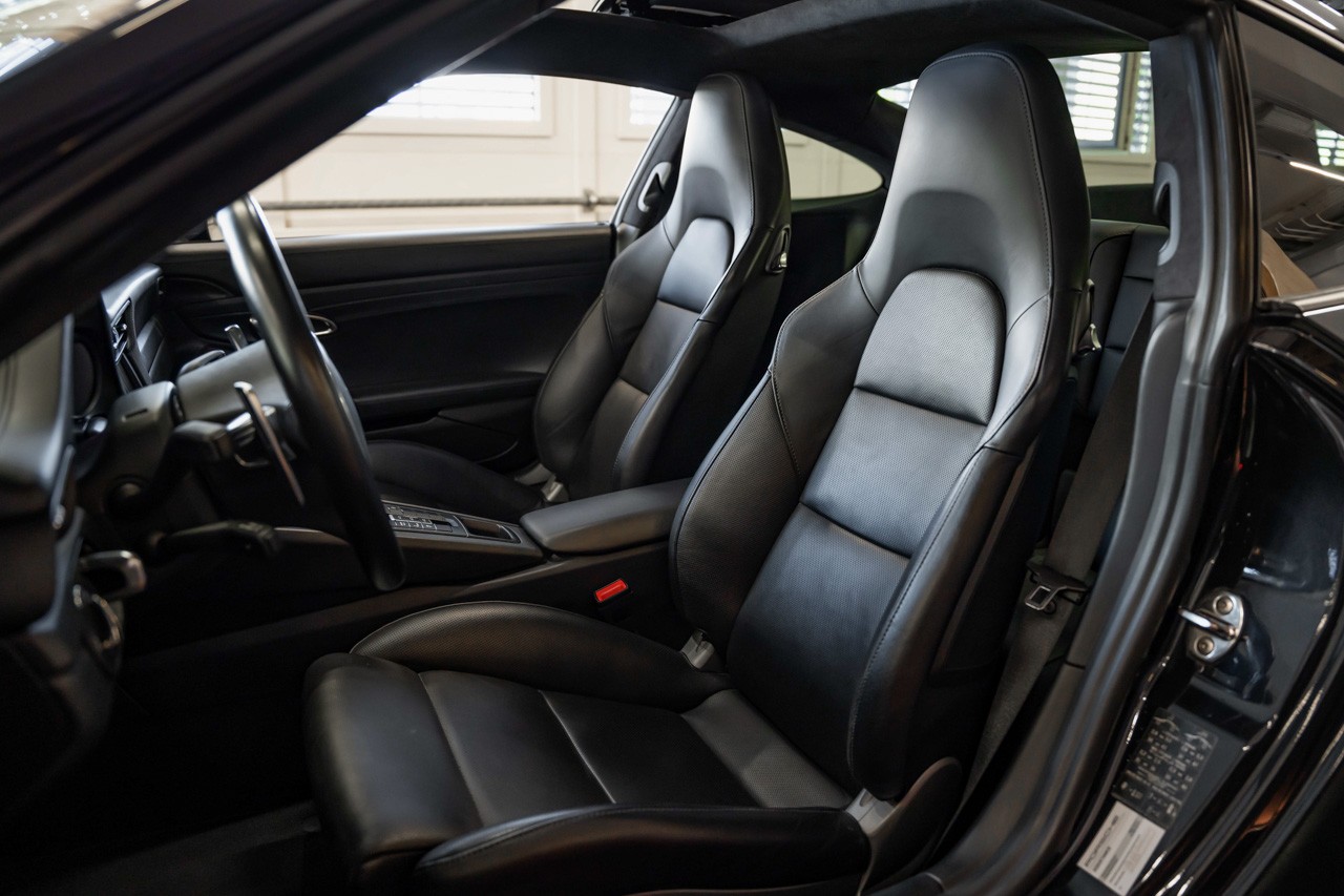 PORSCHE 911 Turbo S PDK-image-13
