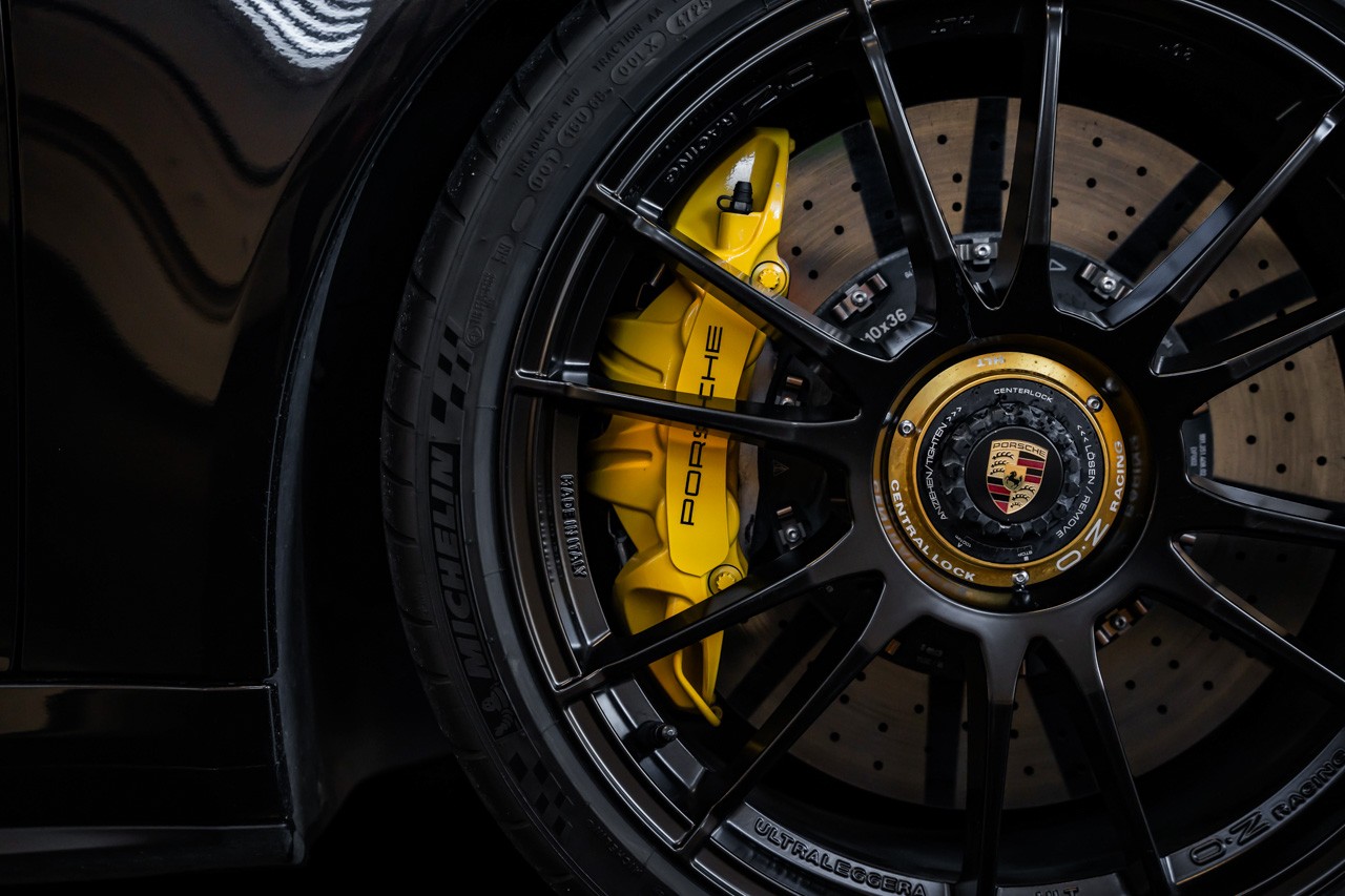 PORSCHE 911 Turbo S PDK-image-8