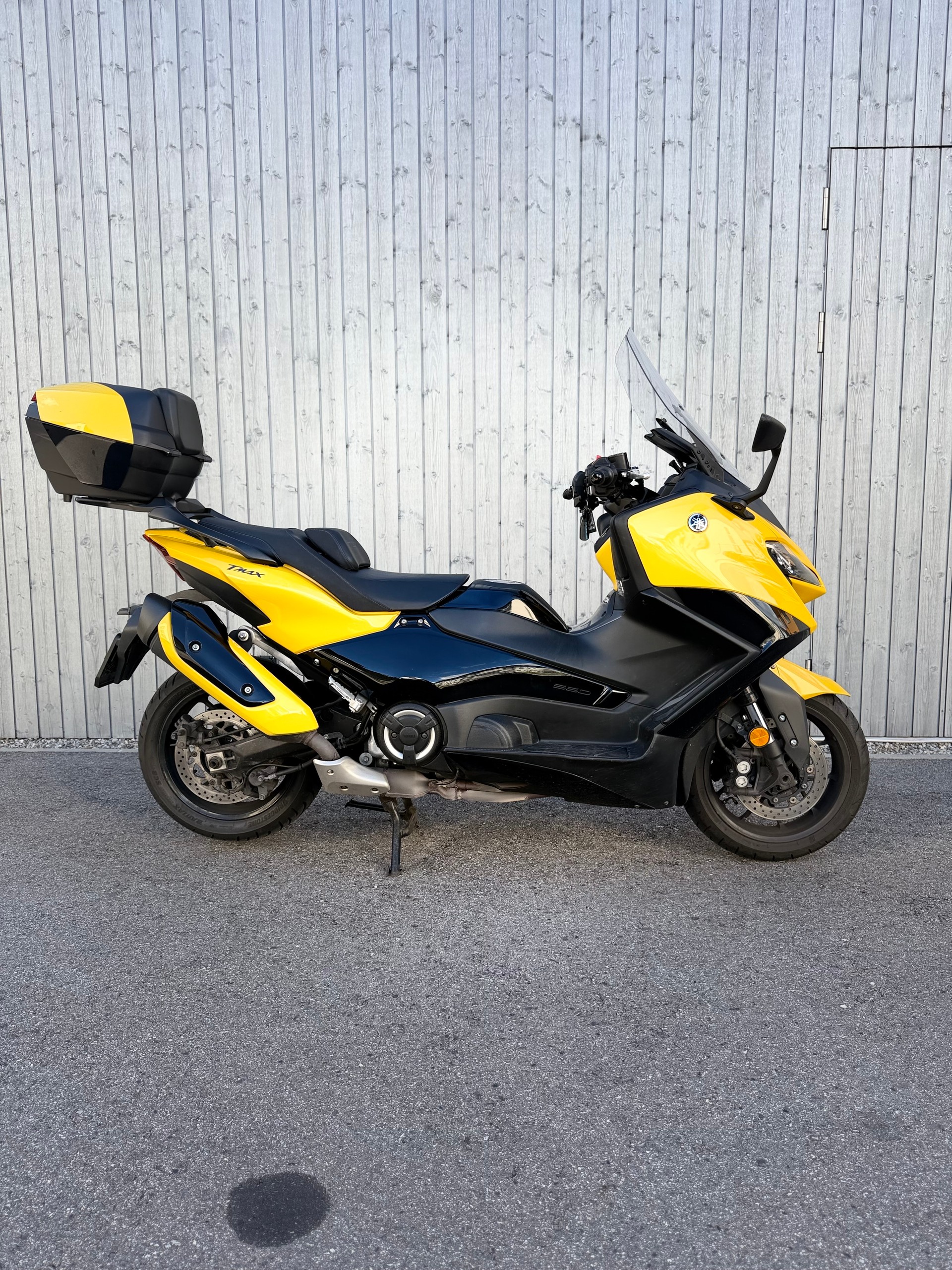 YAMAHA T-MAX 560-image-0