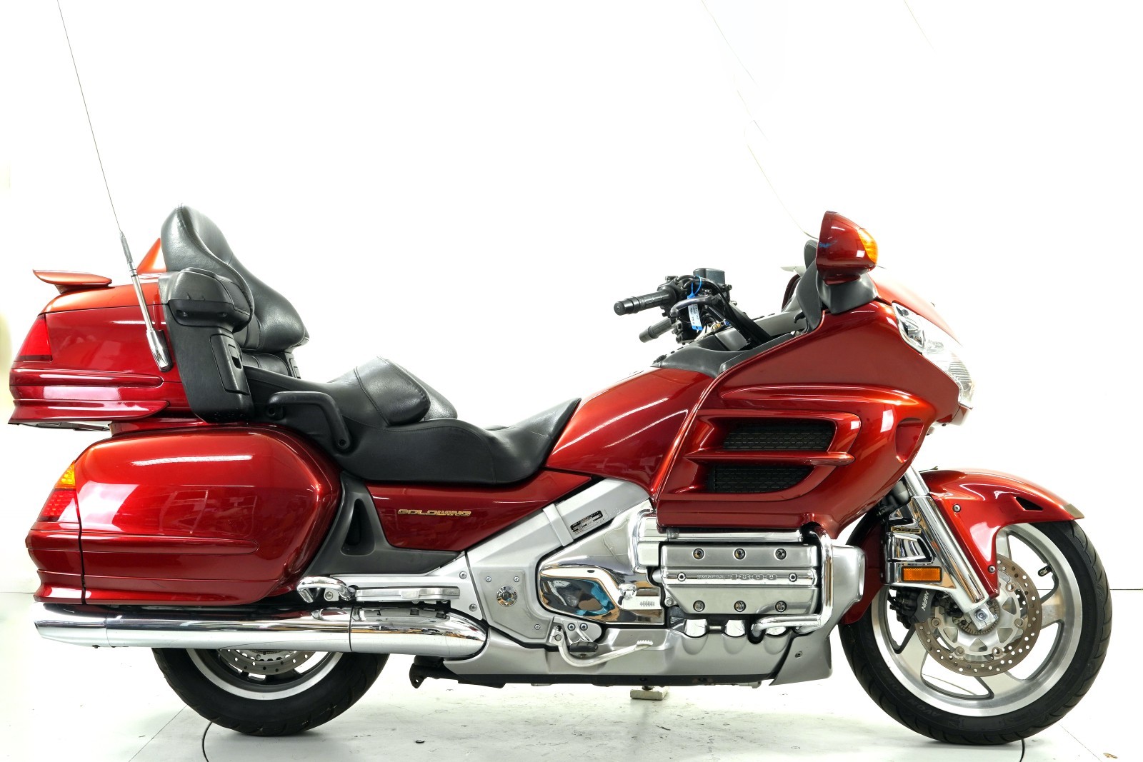 HONDA GL 1800A Gold Wing-image-3