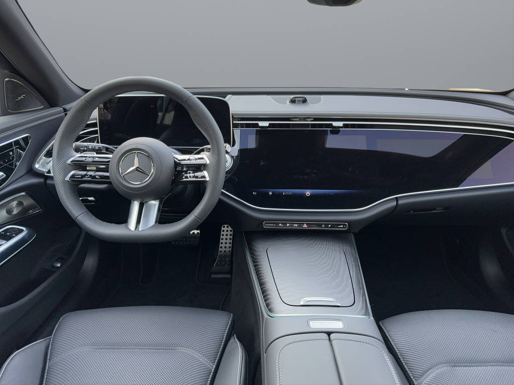 MERCEDES-BENZ E 300 de AMG Line 4matic Kombi-image-10