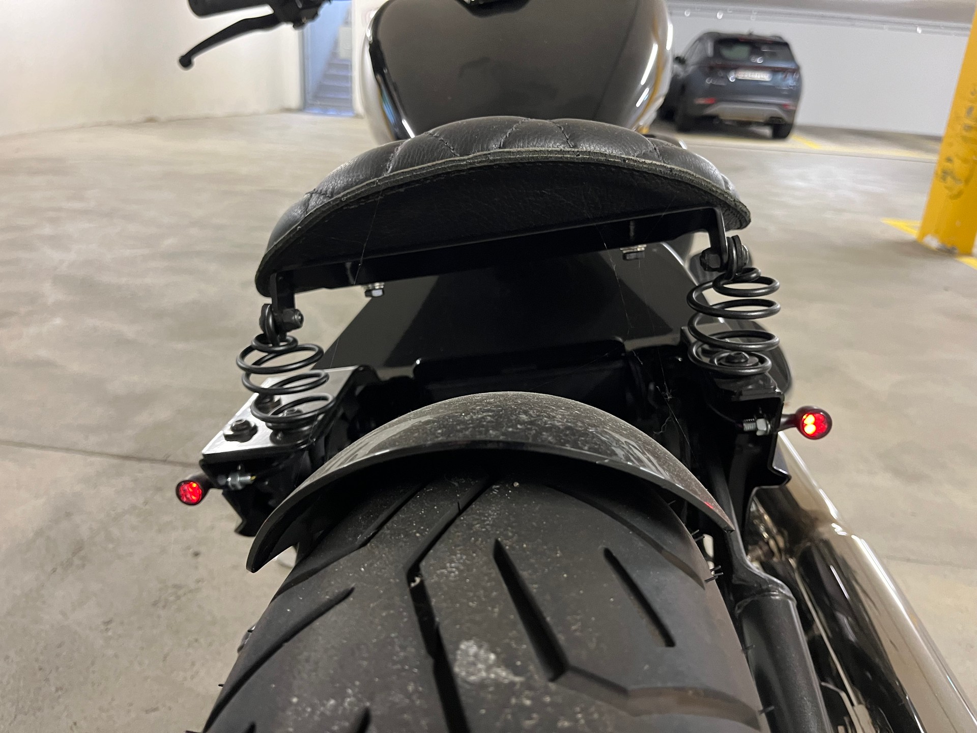 KAWASAKI VN 900 Classic Special Editition-image-2