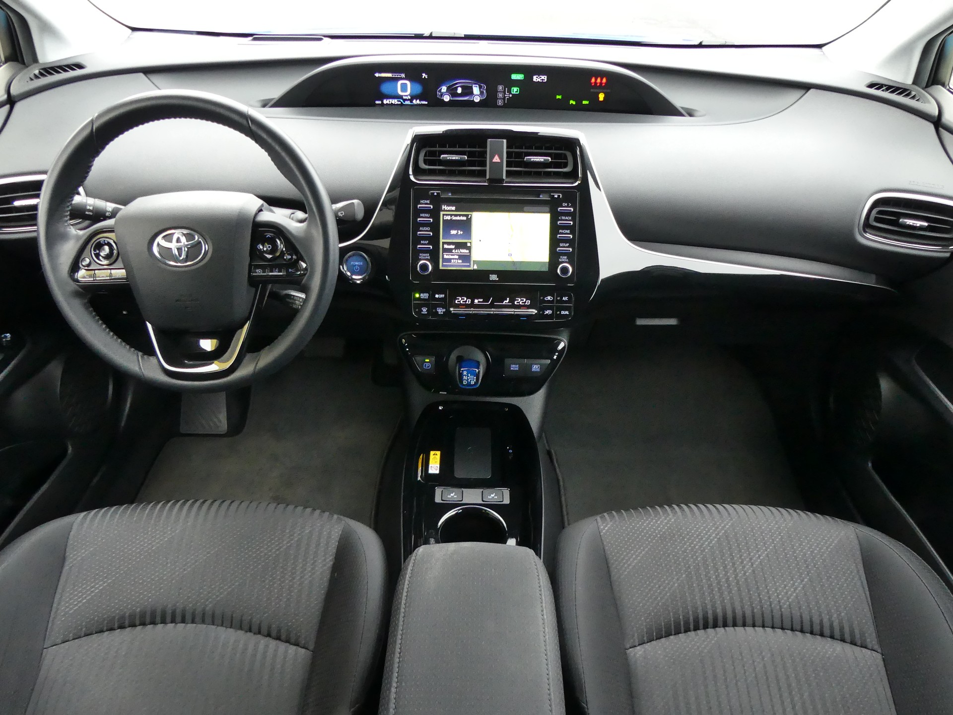 TOYOTA Prius 1.8 VVT-i HSD AWD-i Premium-image-11