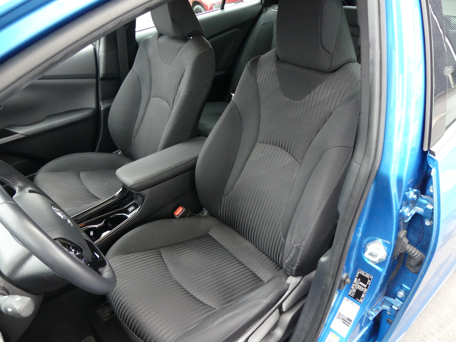 TOYOTA Prius 1.8 VVT-i HSD AWD-i Premium-image-10