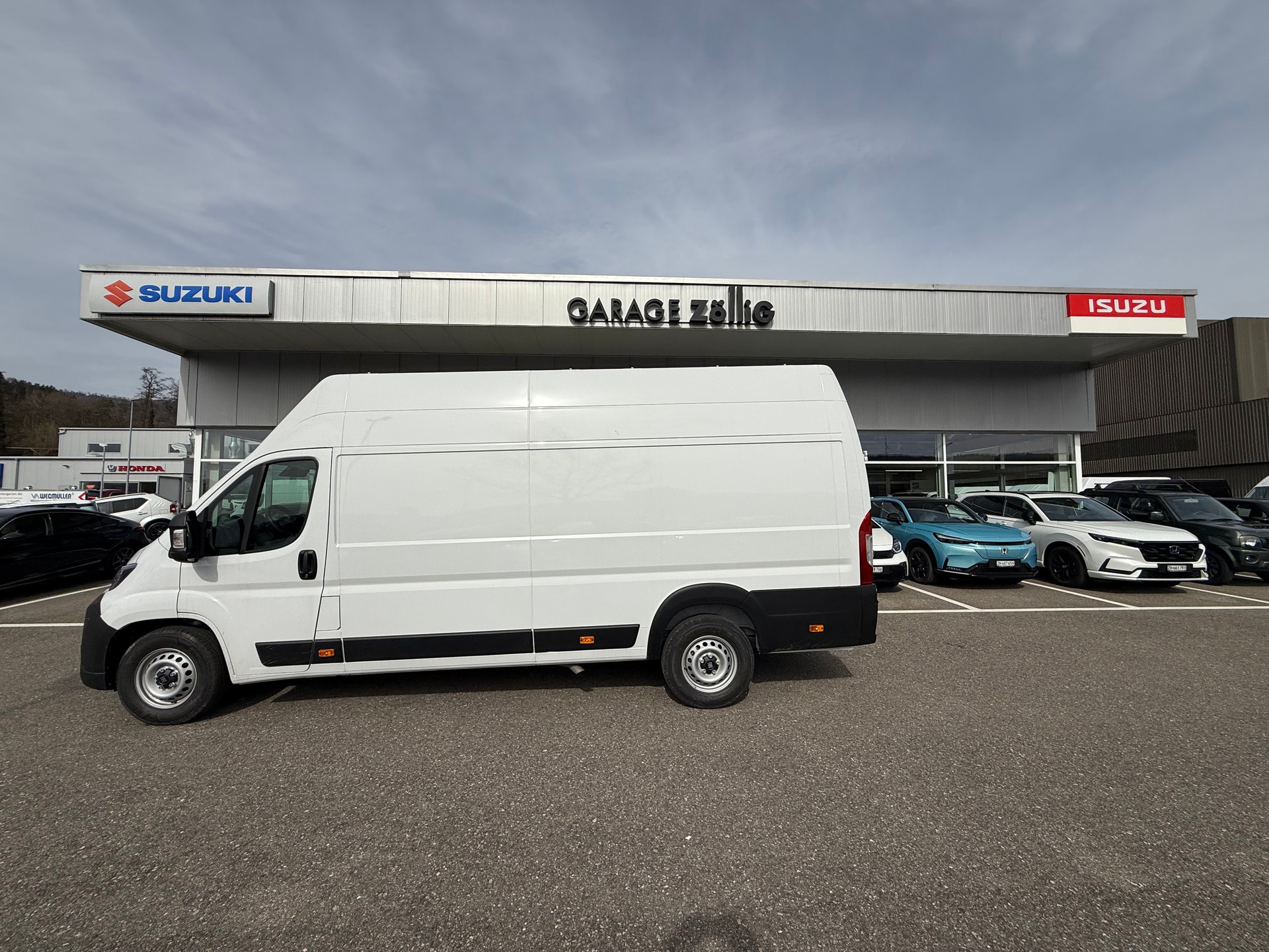 FIAT Ducato Maxi 35 L4H3 2.2MTJ 180PS 3T AHK, 270°Tür, Holzboden, Doppelairbag, Kamera-showroom-element-3