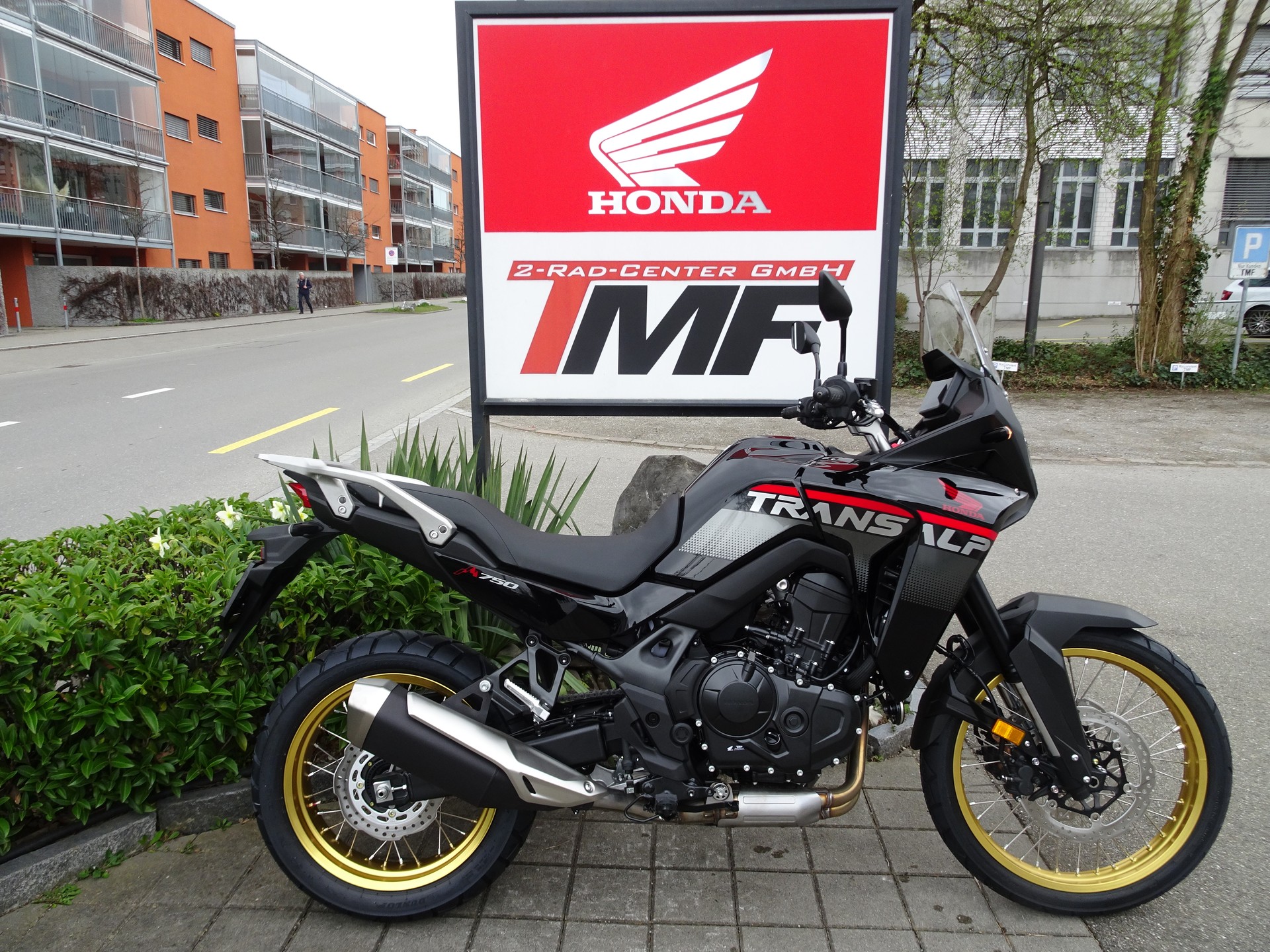 HONDA TRANSALP 750 MODELL 2025-image-0