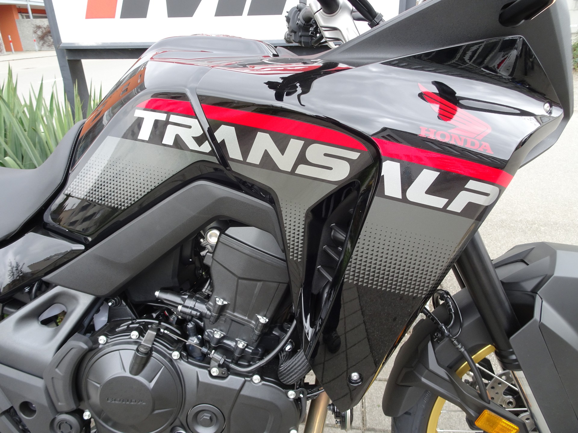 HONDA TRANSALP 750 MODELL 2025-image-2