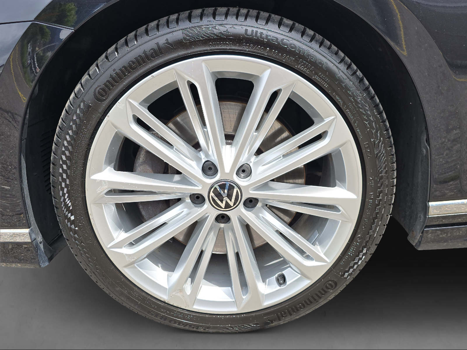 VW Passat Variant 2.0 TSI Elegance DSG 4m-image-6