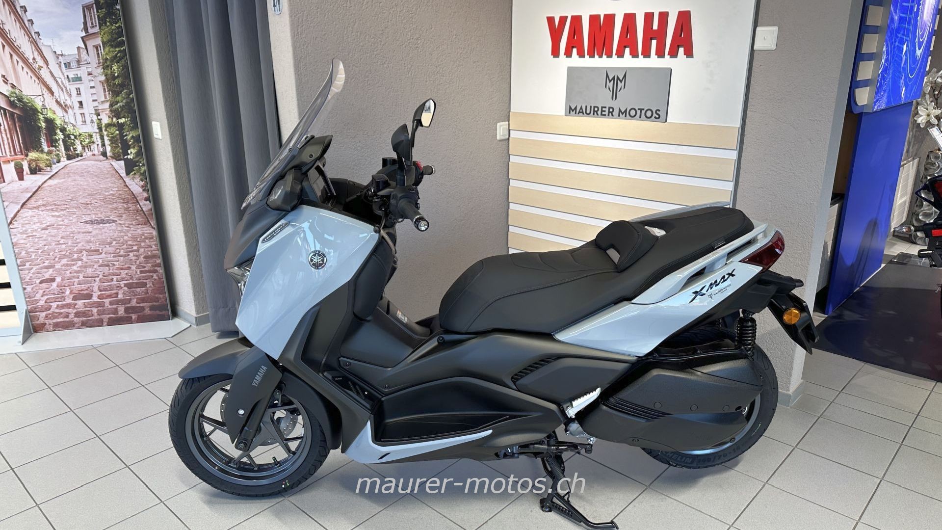 YAMAHA XMAX 300D TECHMAX-image-1
