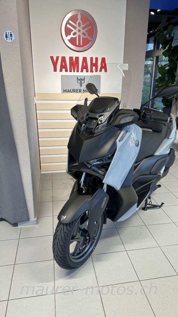 YAMAHA XMAX 300D TECHMAX-image-2