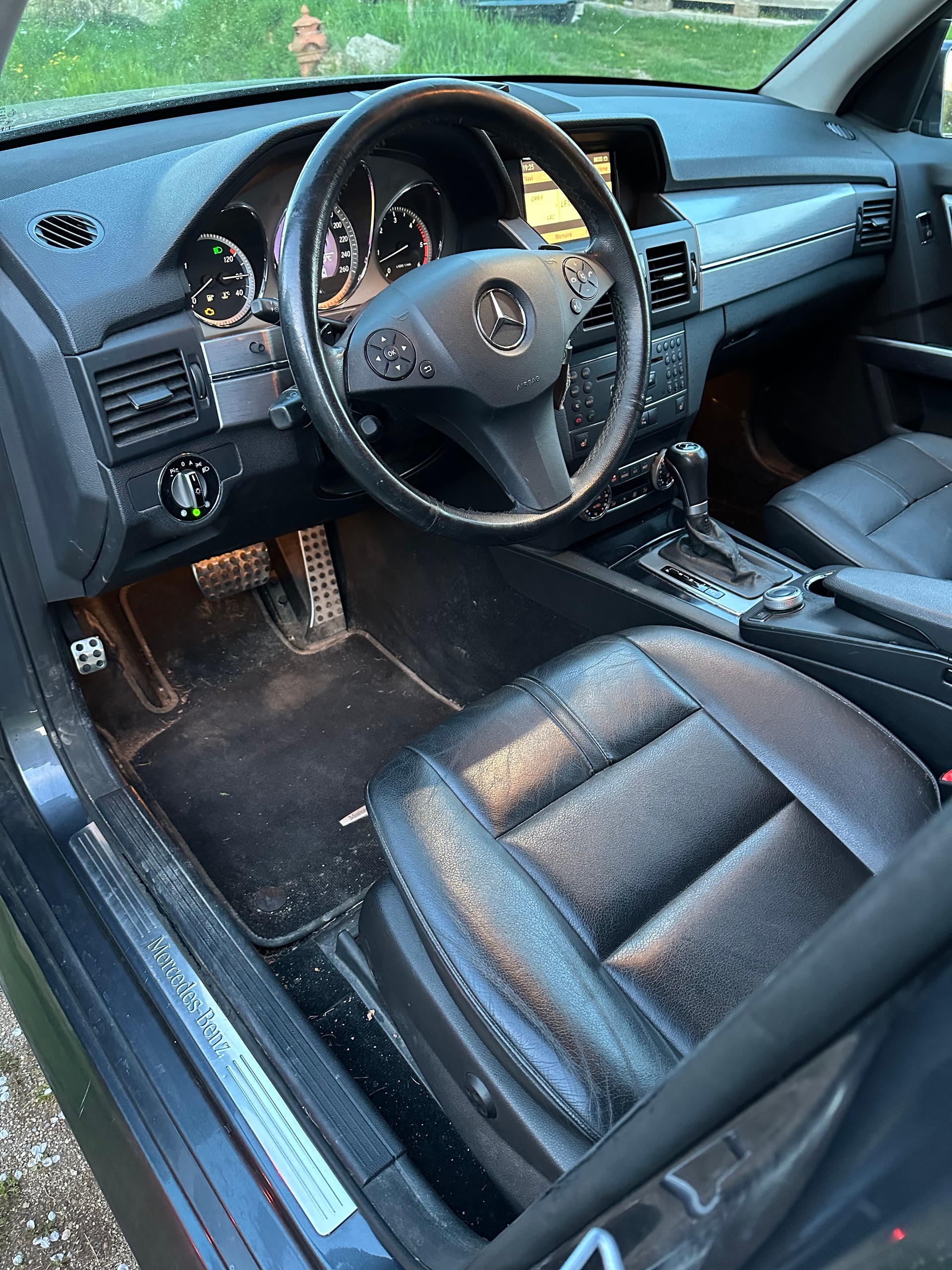 MERCEDES-BENZ GLK 350 CDI (320 CDI) 4Matic 7G-Tronic-image-9