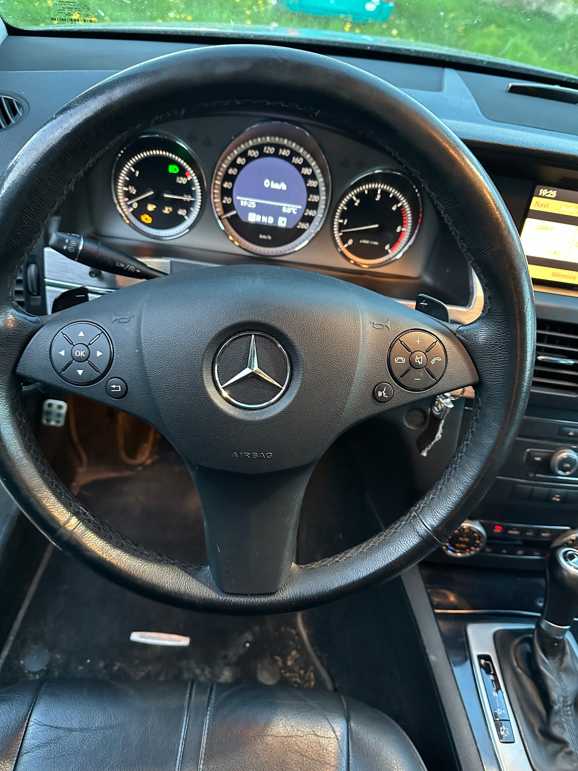 MERCEDES-BENZ GLK 350 CDI (320 CDI) 4Matic 7G-Tronic-image-8