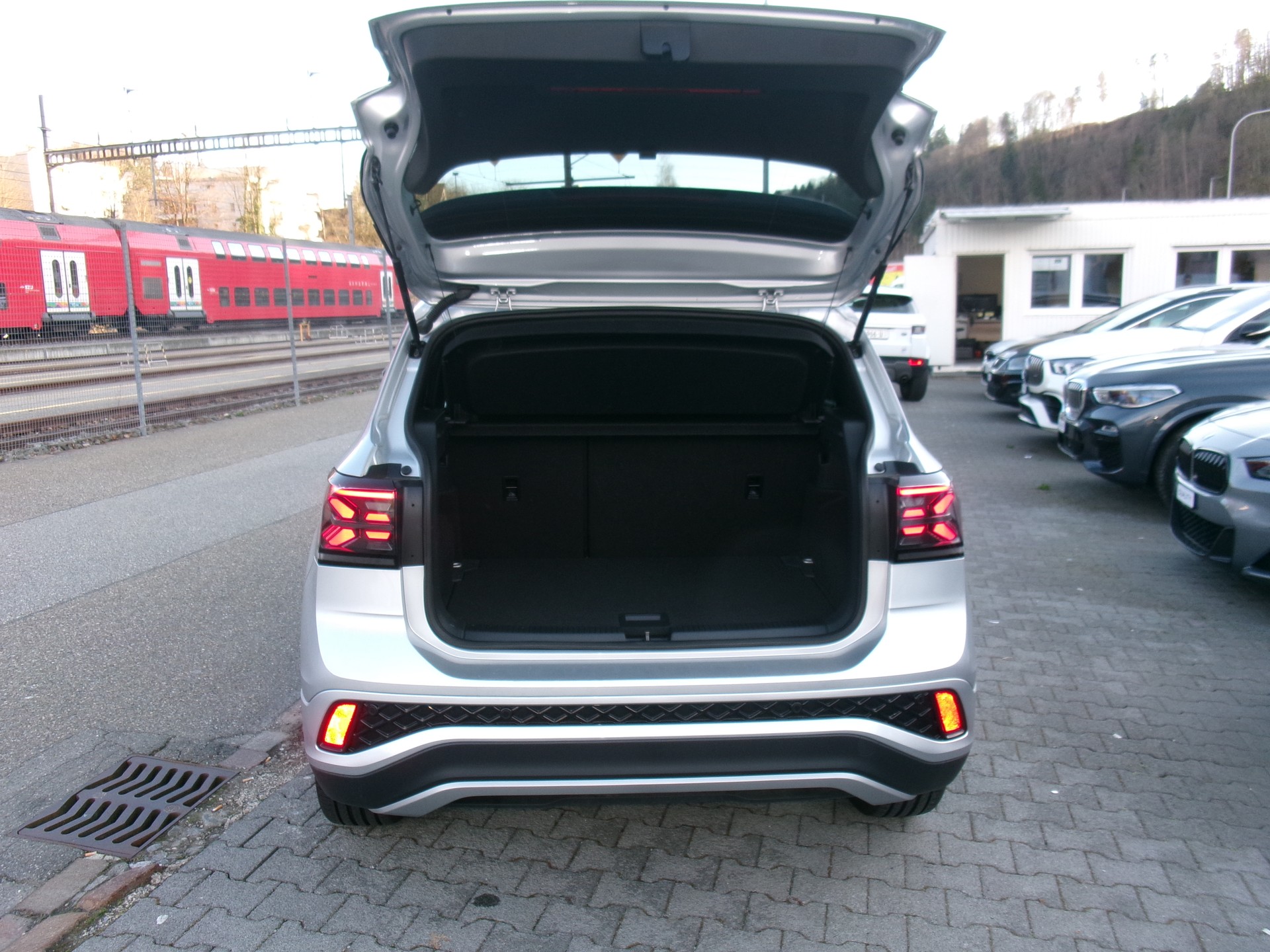 VW T-Cross 1.5 TSI EVO ACT R-Line DSG-image-9