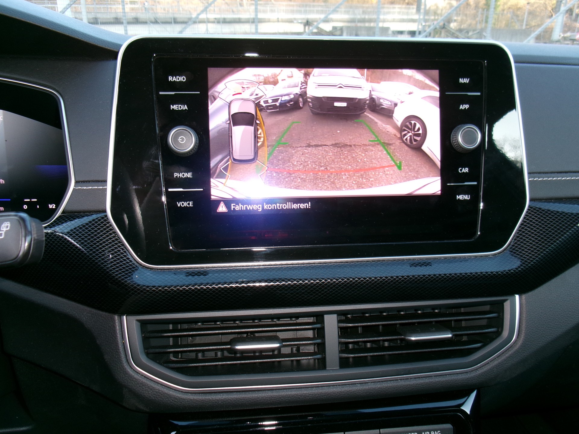 VW T-Cross 1.5 TSI EVO ACT R-Line DSG-image-7