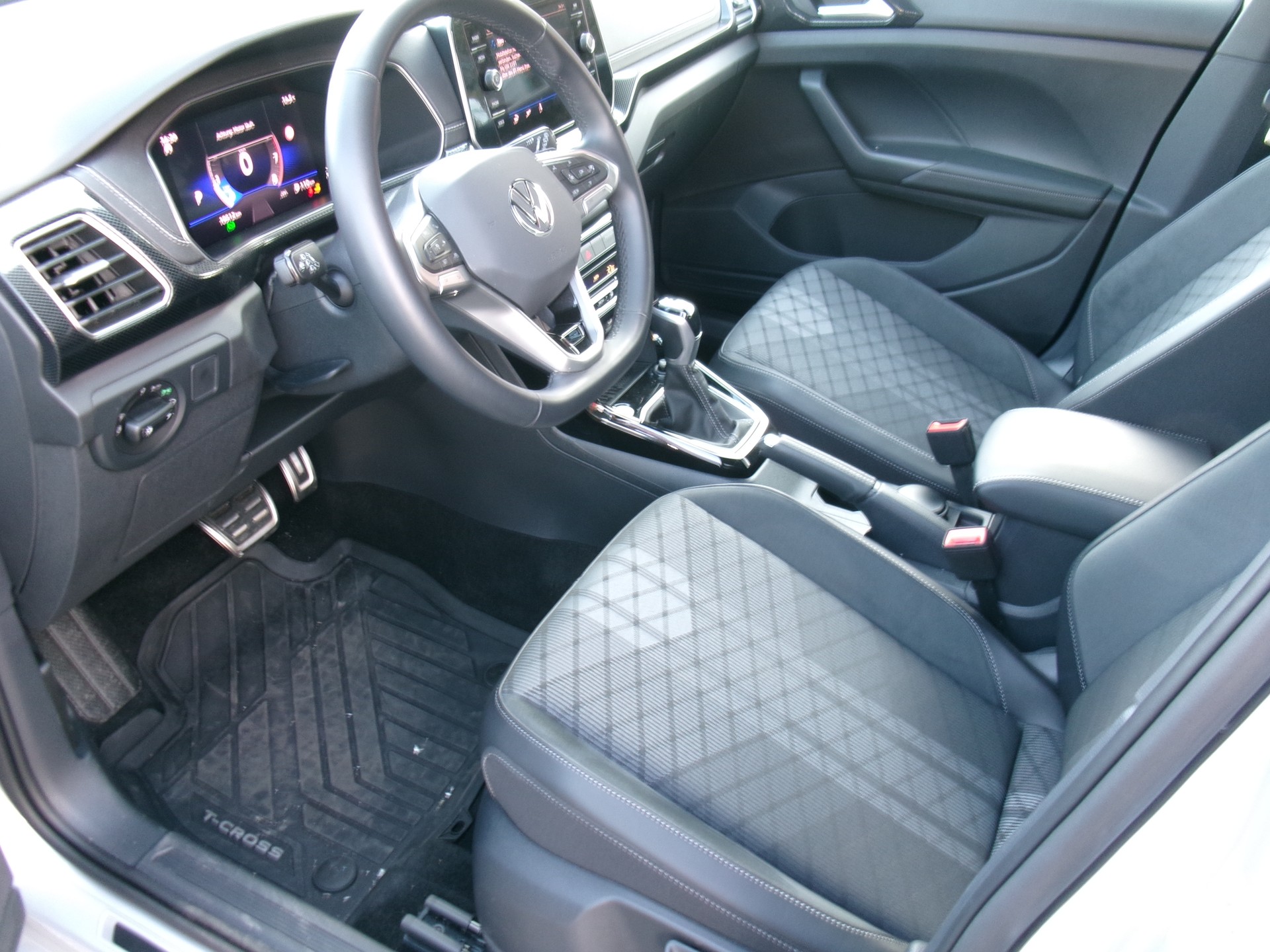 VW T-Cross 1.5 TSI EVO ACT R-Line DSG-image-4