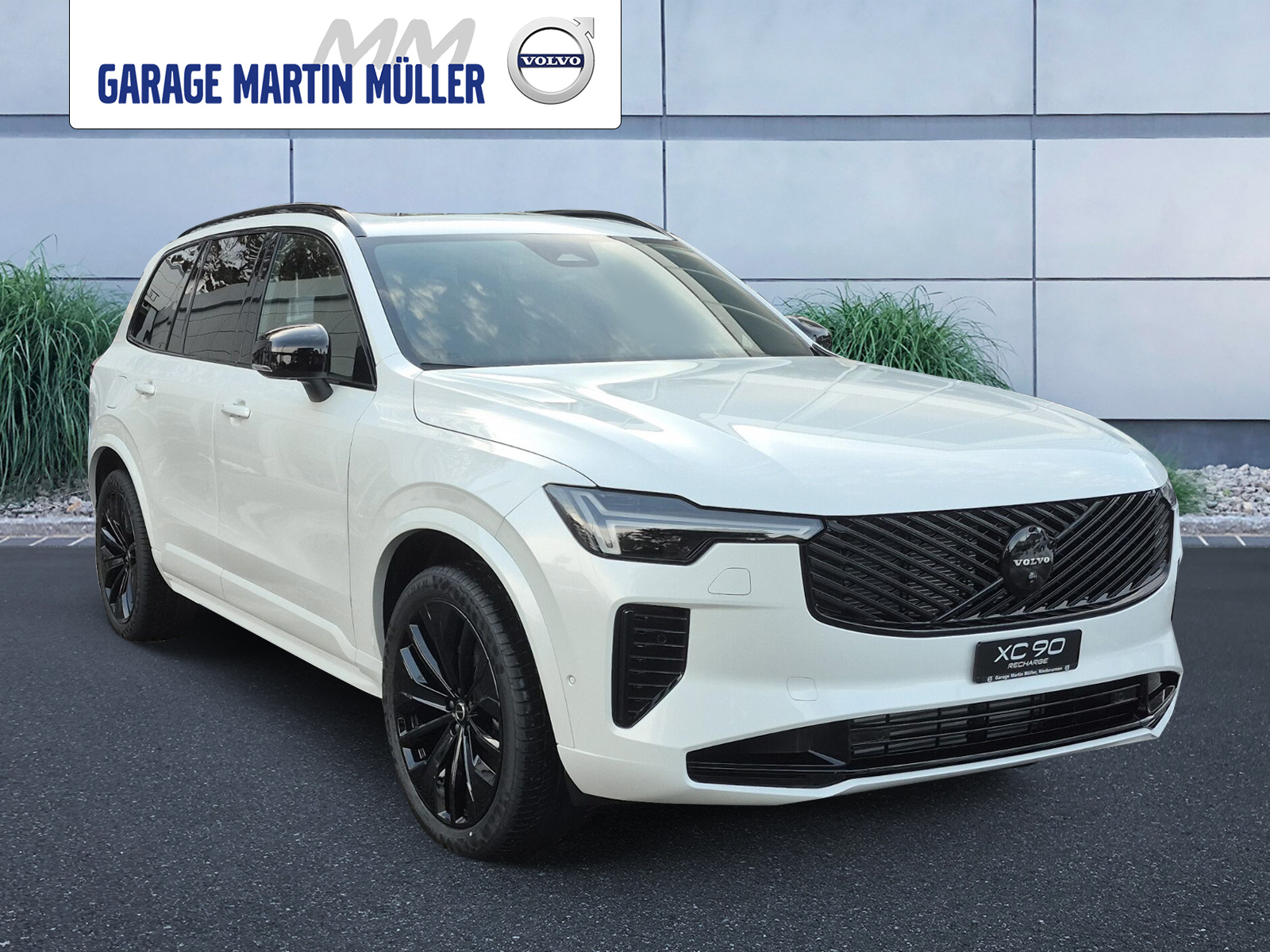 VOLVO XC90 2.0 T8 TE Black Edition eAWD-image-6