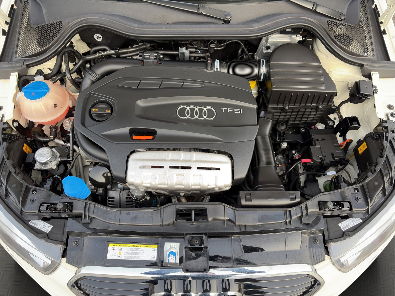 AUDI A1 Sport 1.4 TFSI Ambition S-Tronic-image-15