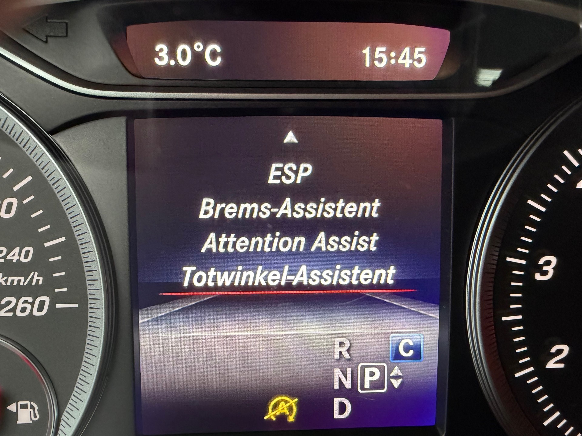 MERCEDES-BENZ B 200 Night Star 7G-DCT-image-13