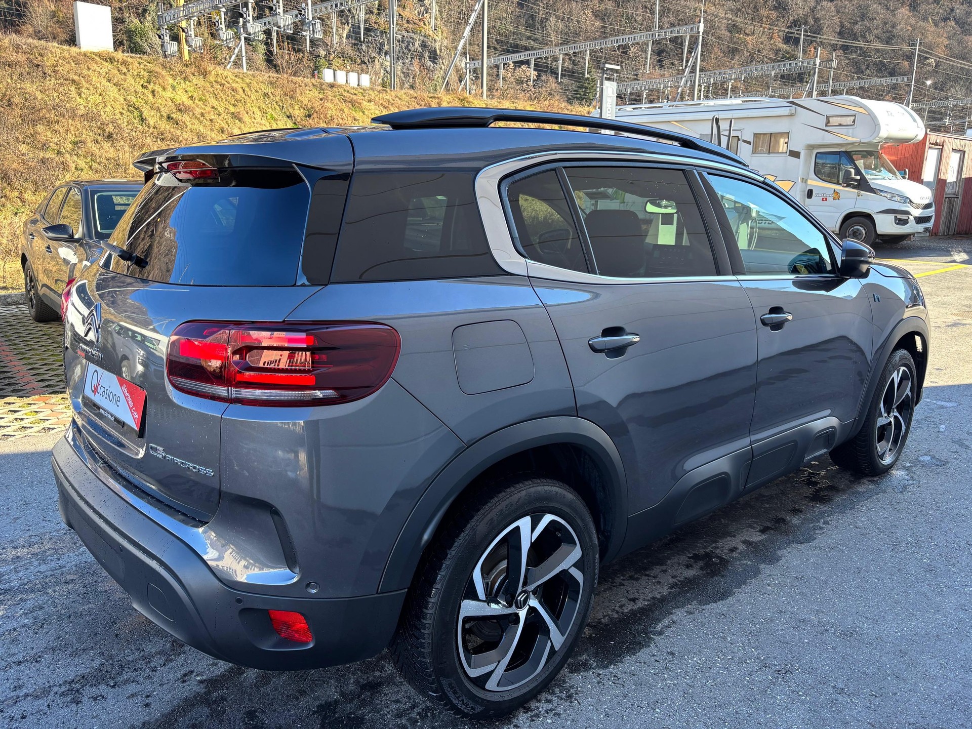 CITROEN C5 Aircross 1.6 Plug-in Hybrid Swiss Edition-image-6