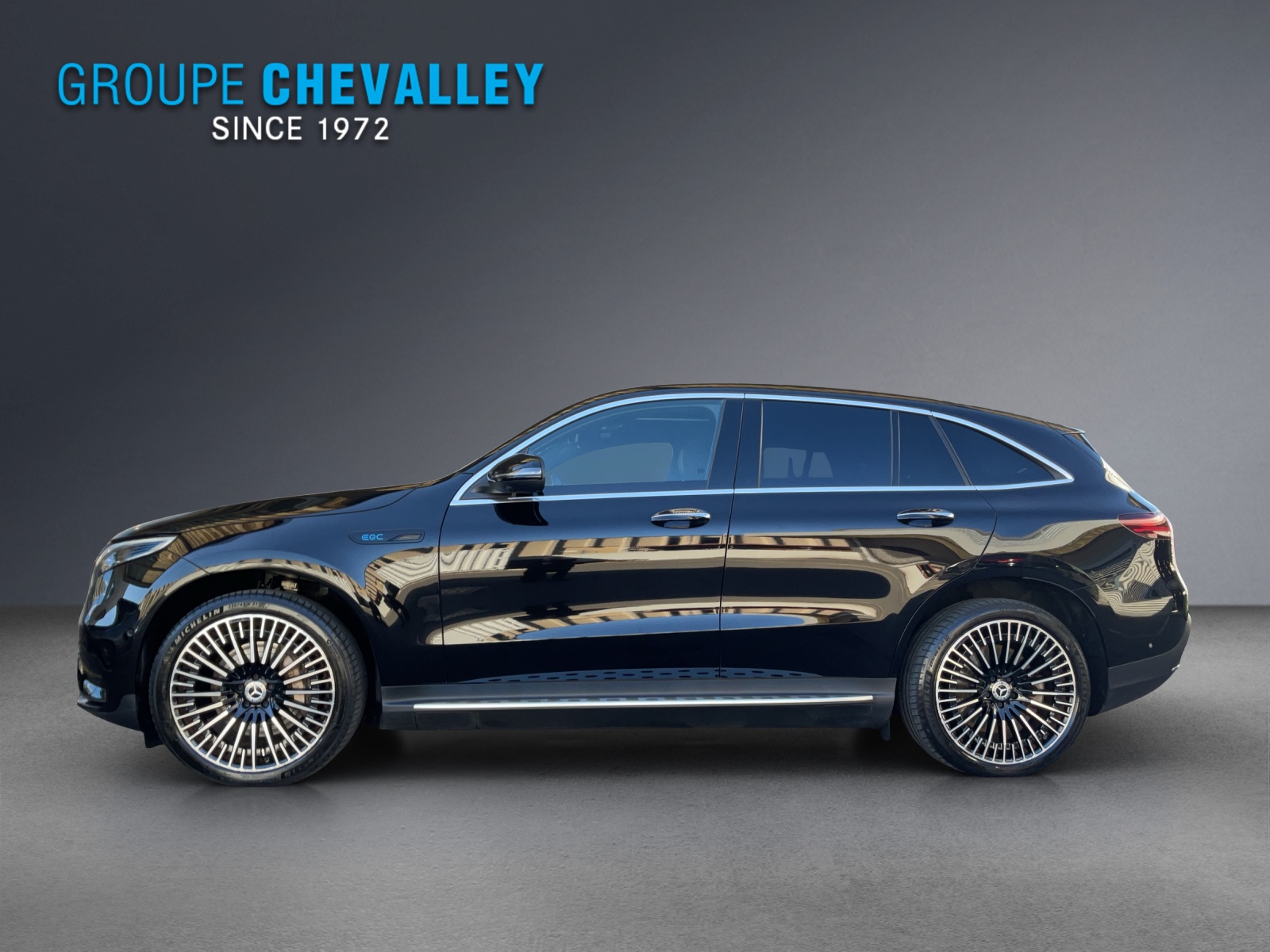 MERCEDES-BENZ EQC 400 AMG Line 4Matic-showroom-element-2