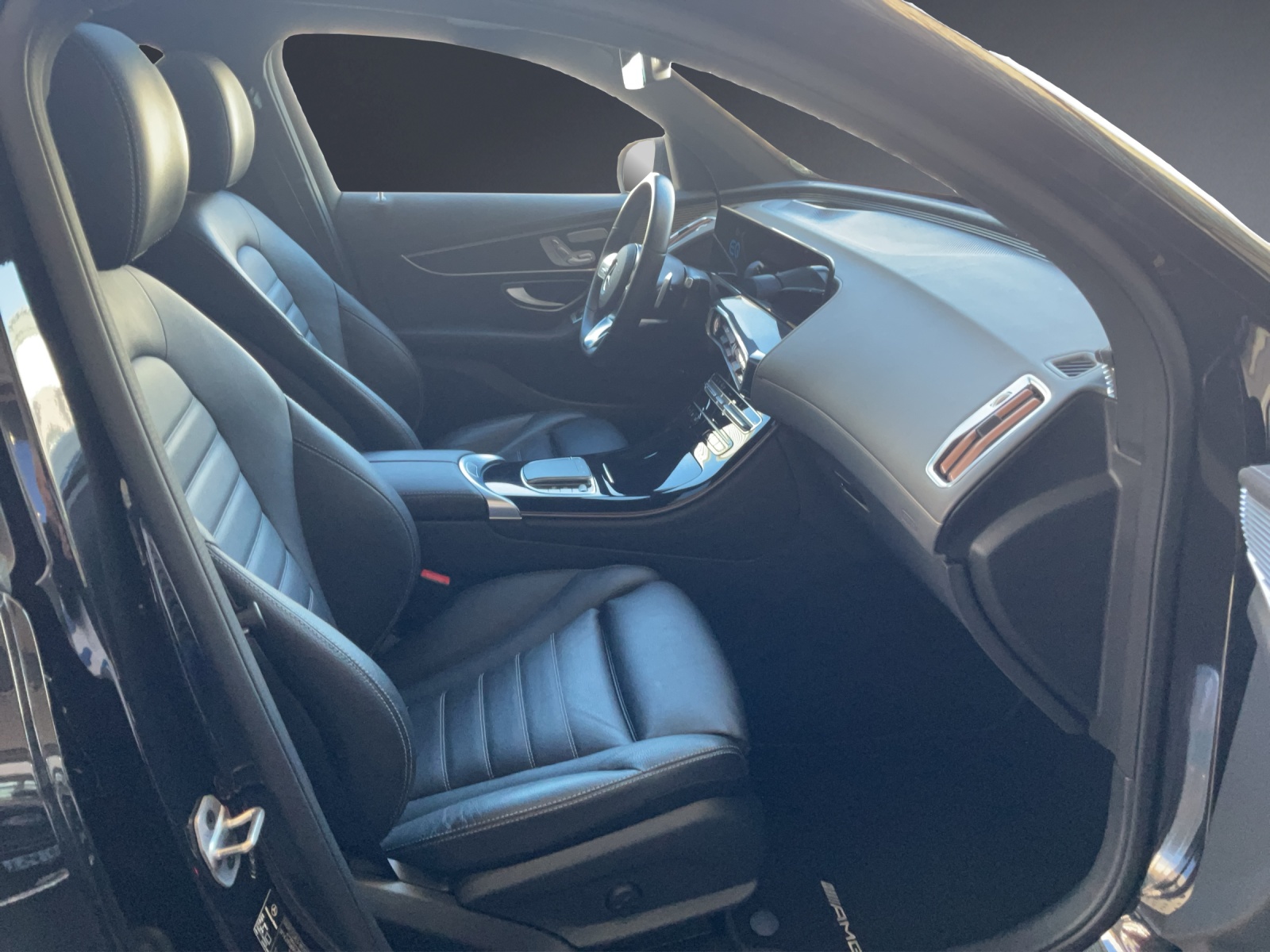 MERCEDES-BENZ EQC 400 AMG Line 4Matic-image-7
