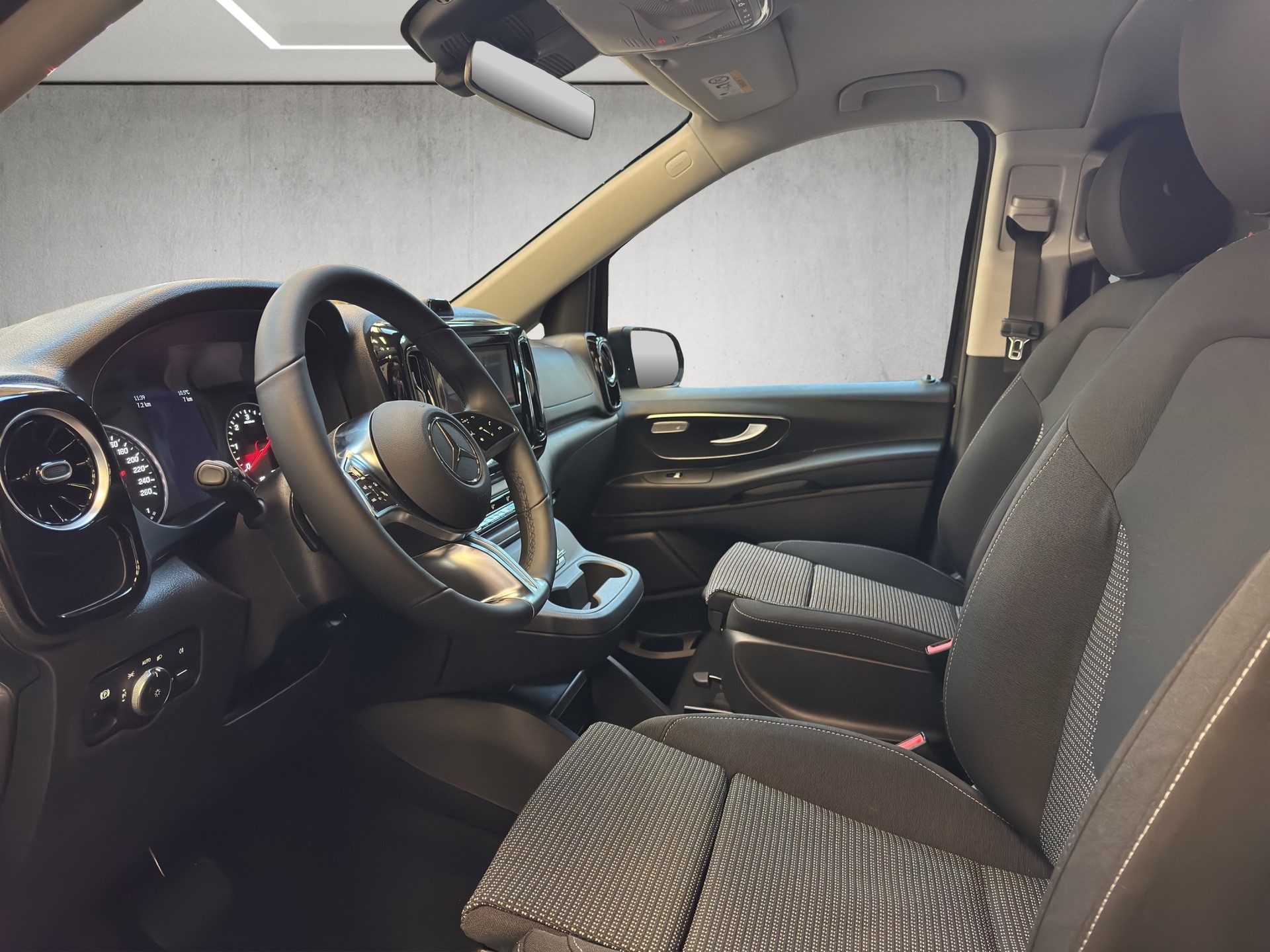 MERCEDES-BENZ Vito 116 CDI Lang Tourer 9G-Tronic 4M Select-image-6