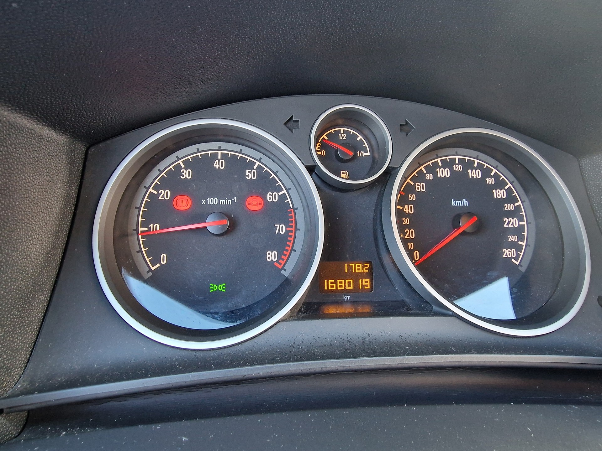 OPEL Astra 1.6i 16V-image-14
