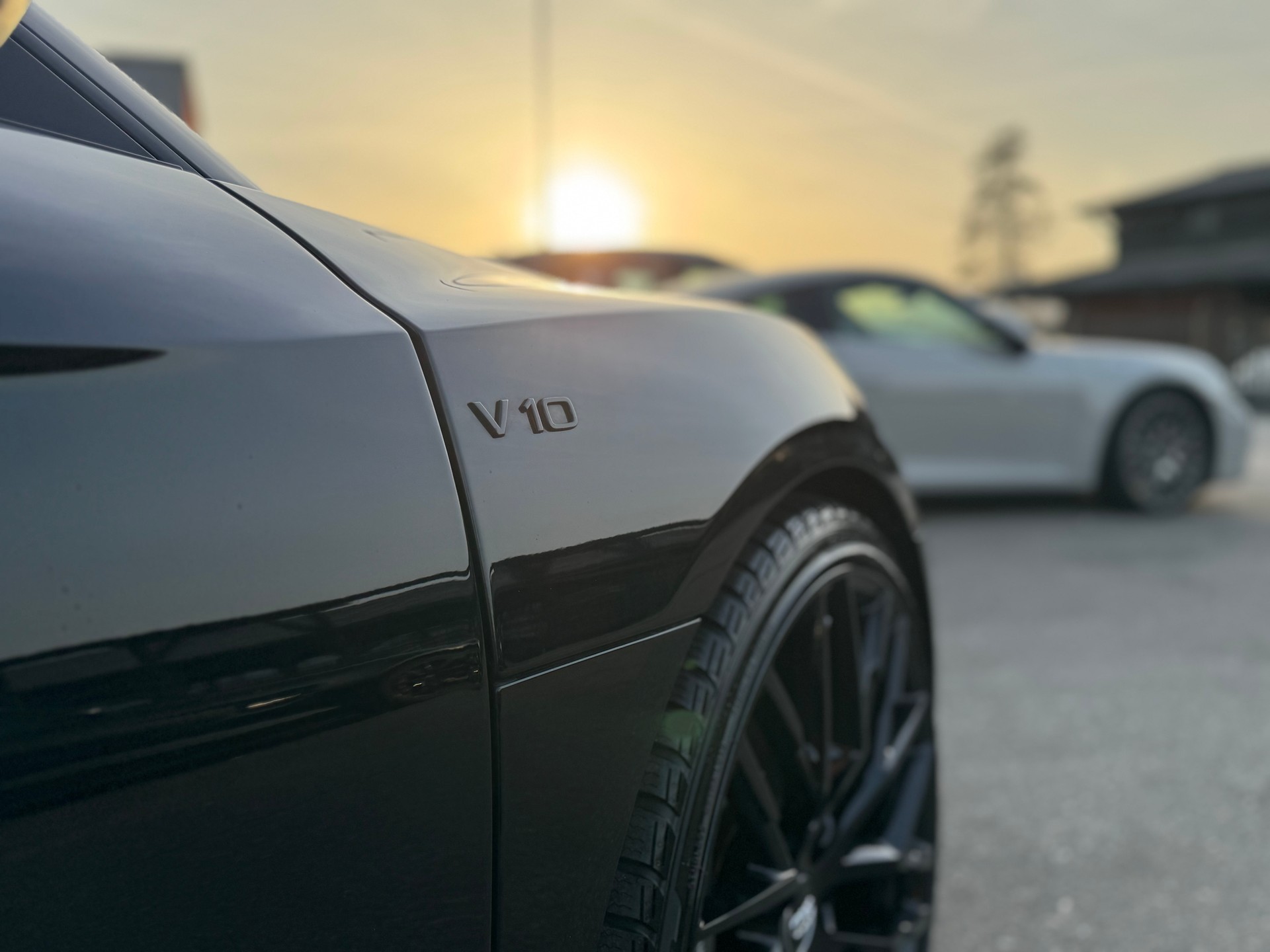 AUDI R8 Coupé 5.2 plus S-Tronic-image-11