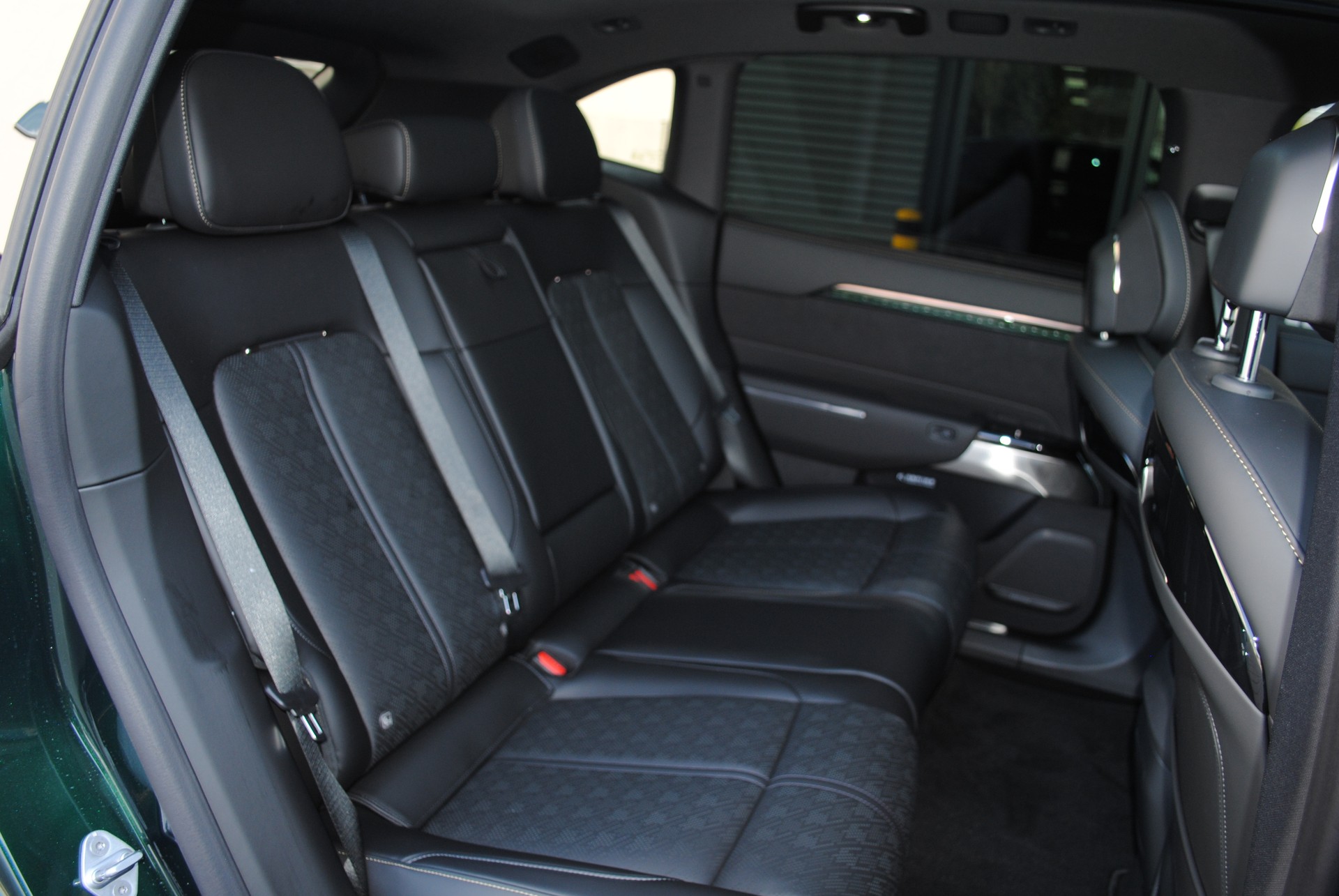ZEEKR 7X 100kWh Privilege AWD inkl. Comfort und Cockpit Paket-image-18