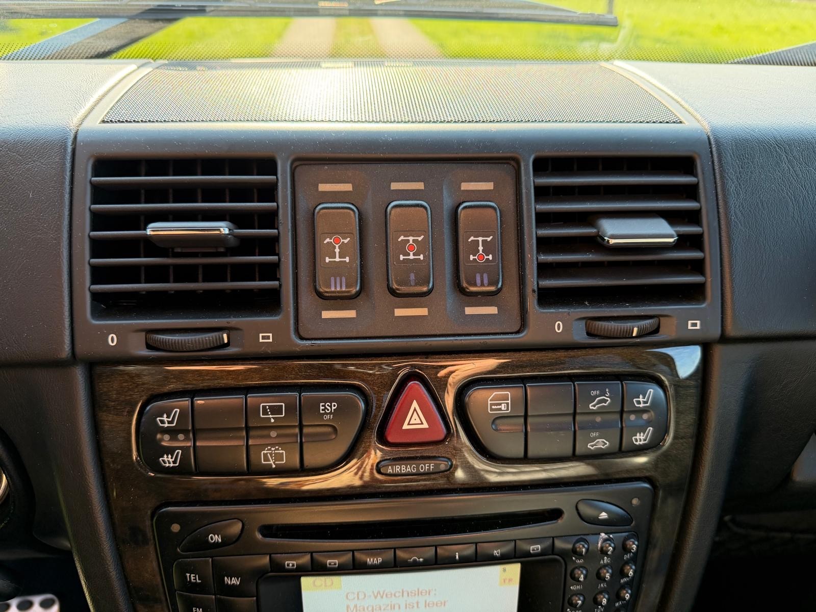 MERCEDES-BENZ G 55 AMG Automatic-image-16