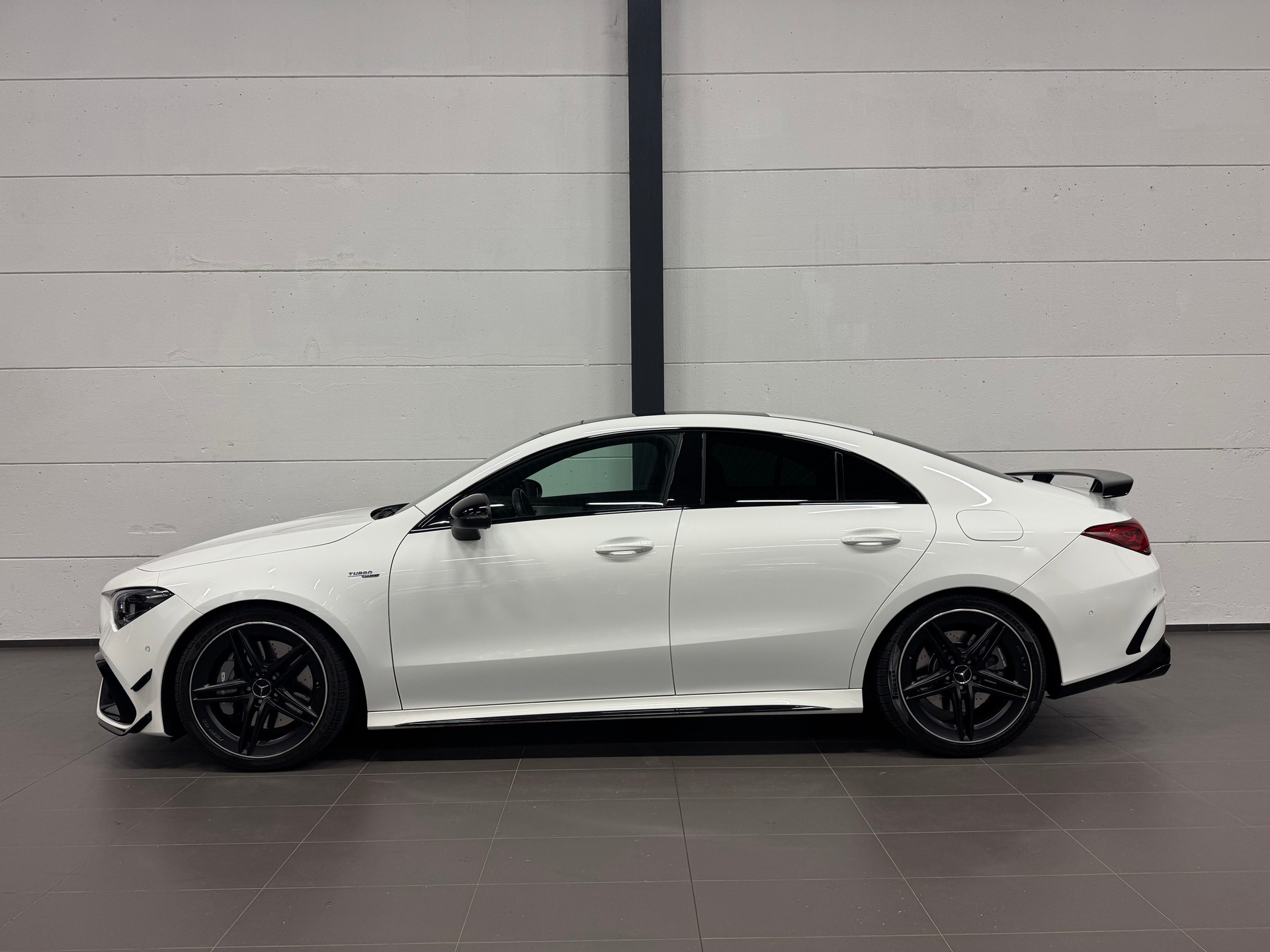 MERCEDES-BENZ CLA 45 AMG 4Matic+ 8G-DCT-image-9