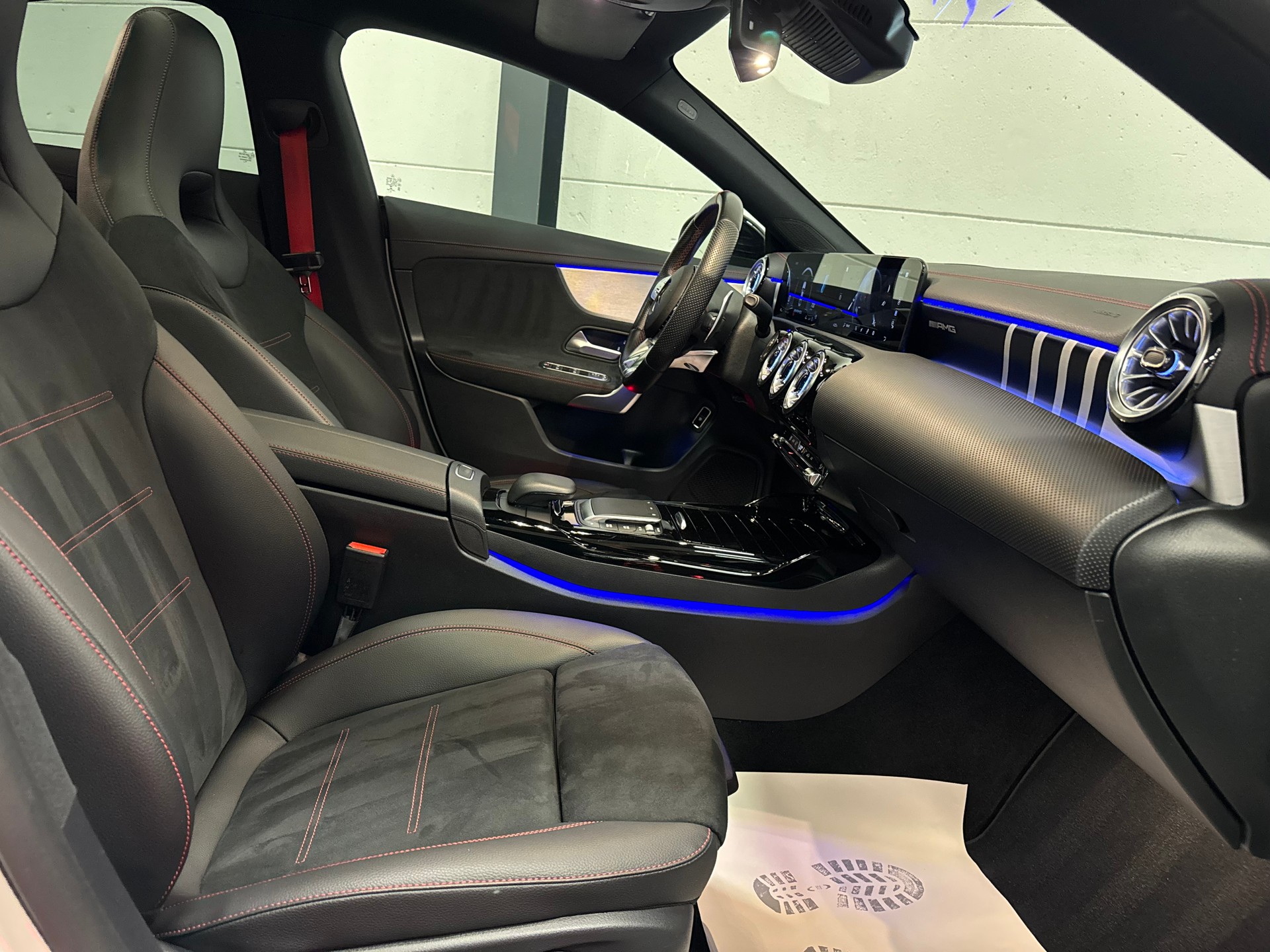 MERCEDES-BENZ CLA 45 AMG 4Matic+ 8G-DCT-image-19